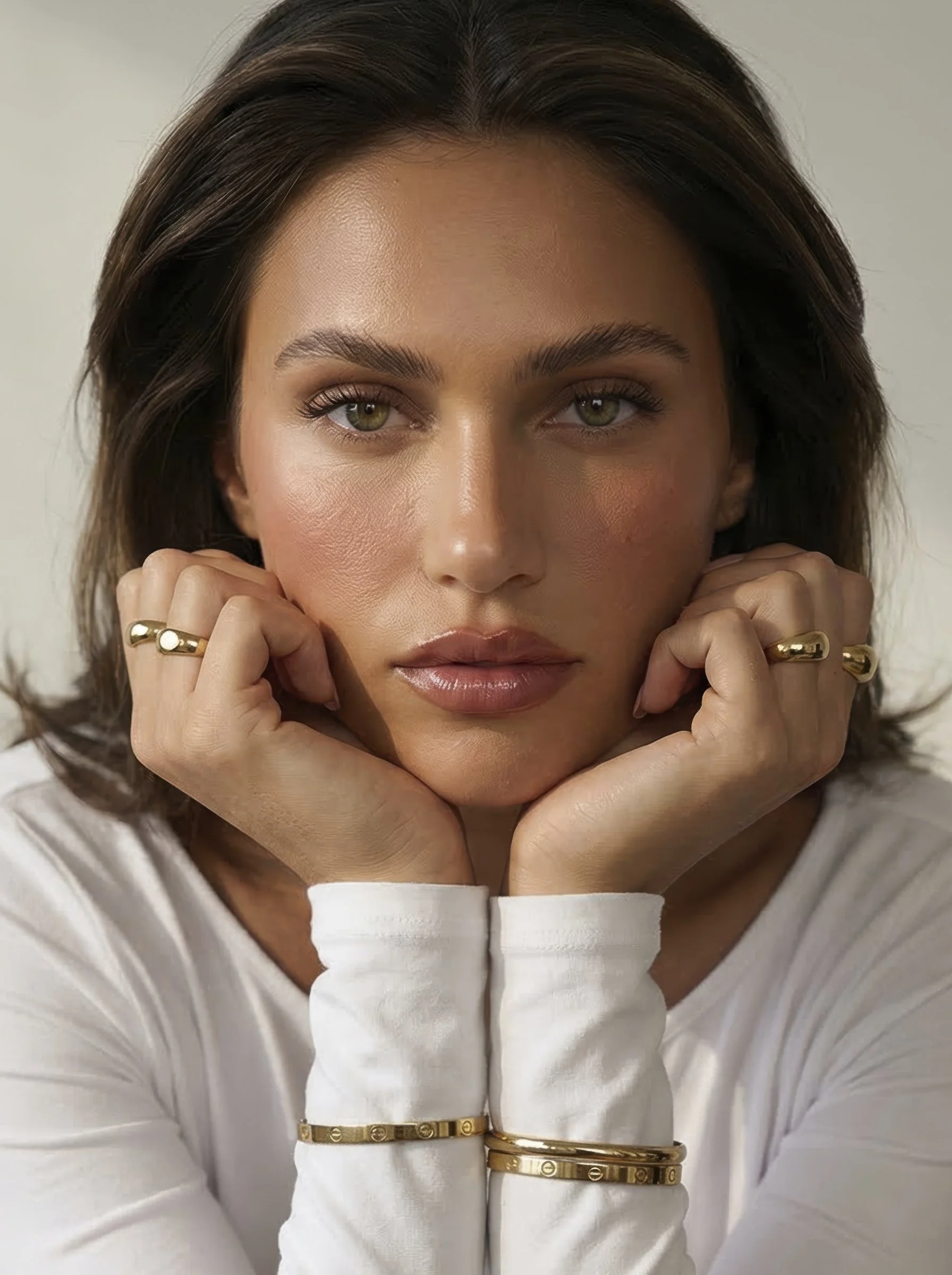 Premium_White_Studio_Beauty_Pack_53.jpeg