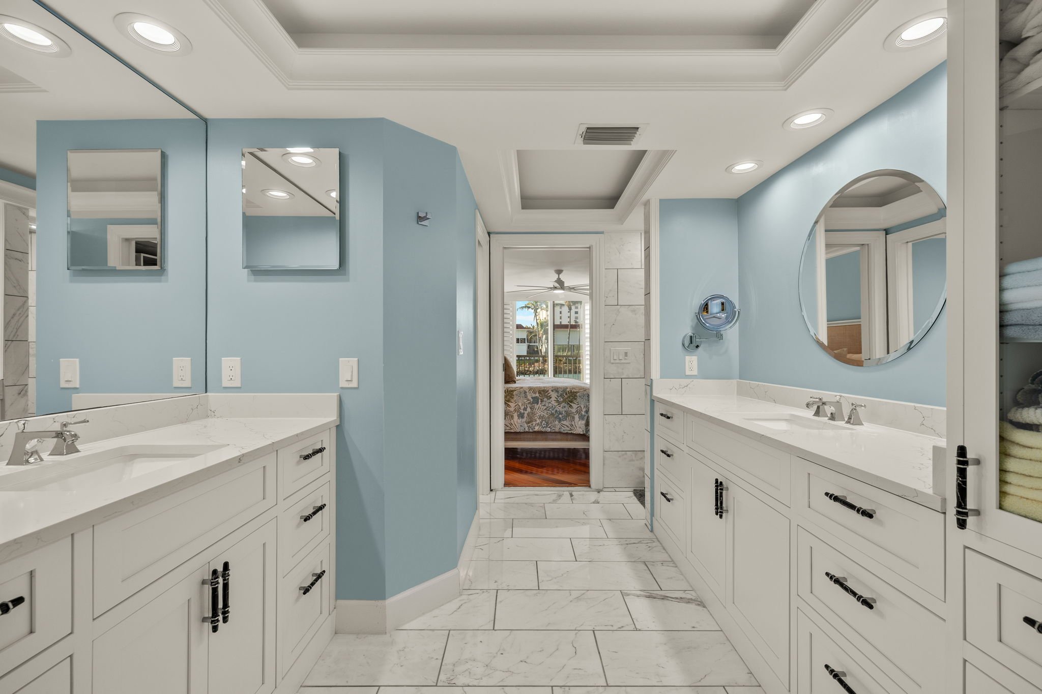 18-Primary Bathroom 2 of 2 - r.jpg