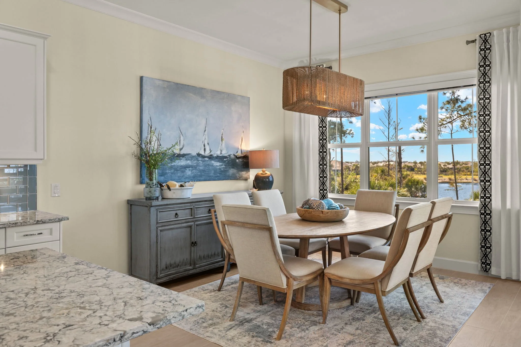 7-Dining Room 3.jpg