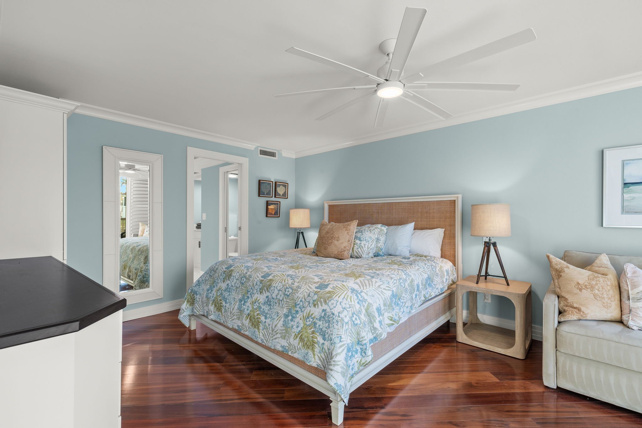 14-Primary Bedroom 1 of 3.jpg