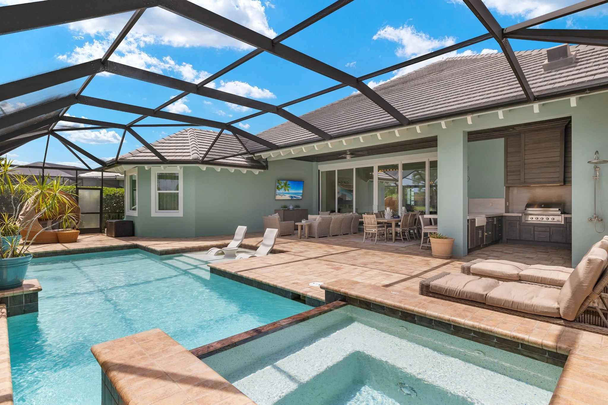 43-Pool 5 of 5 -r.jpg