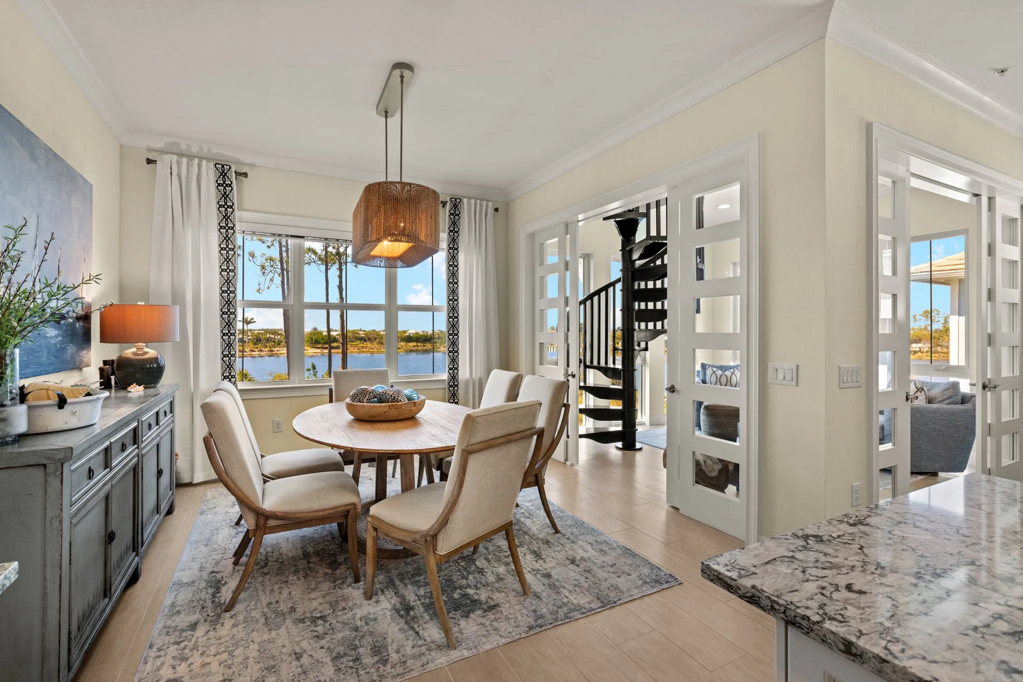 5-Dining Room 1.jpg