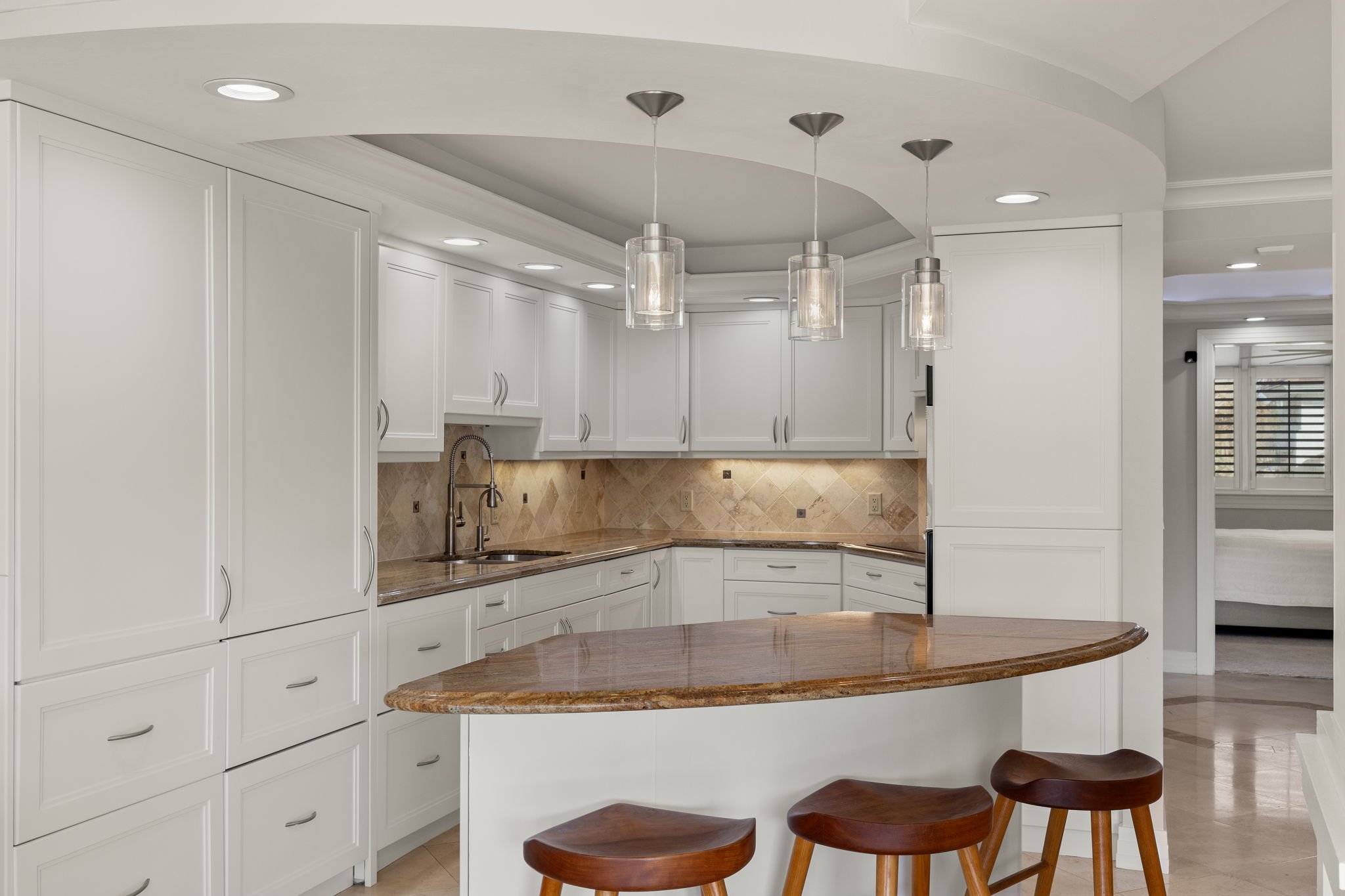 10-Breakfast Bar 1 of 2.jpg