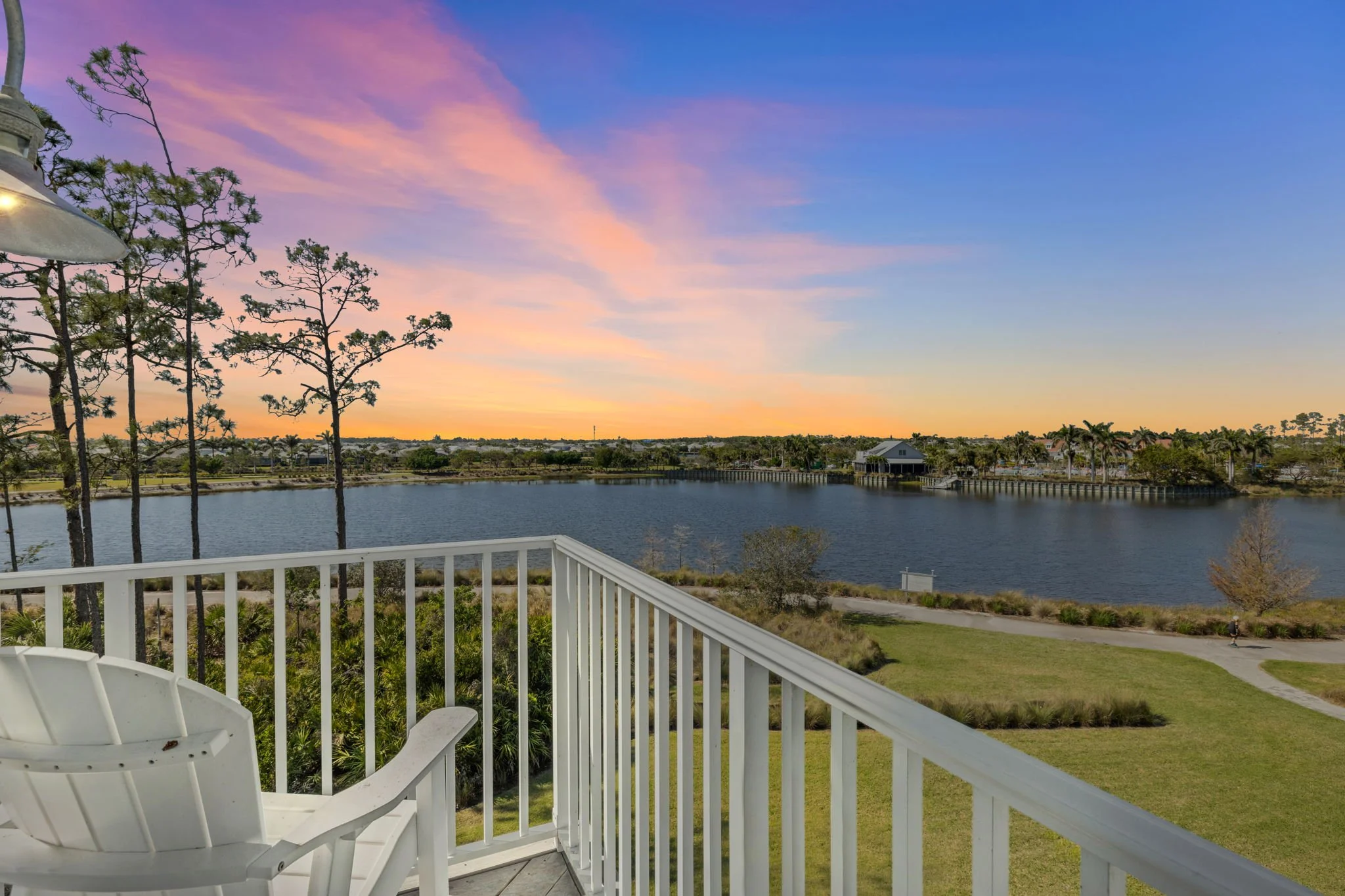 32-Balcony 3 -Dusk.jpg
