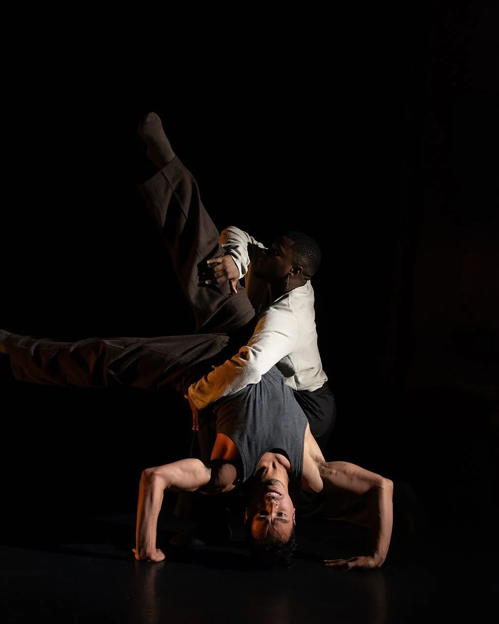 TRT Co-Director @riverajerimy &amp; dancer @dareonblowe performed a duet excerpt from &lsquo;Images&rsquo;&mdash; our WIP evening-length show, for W3AM this past weekend.

We are fundraising $15,000 by January 15 to support this work, as well as acce