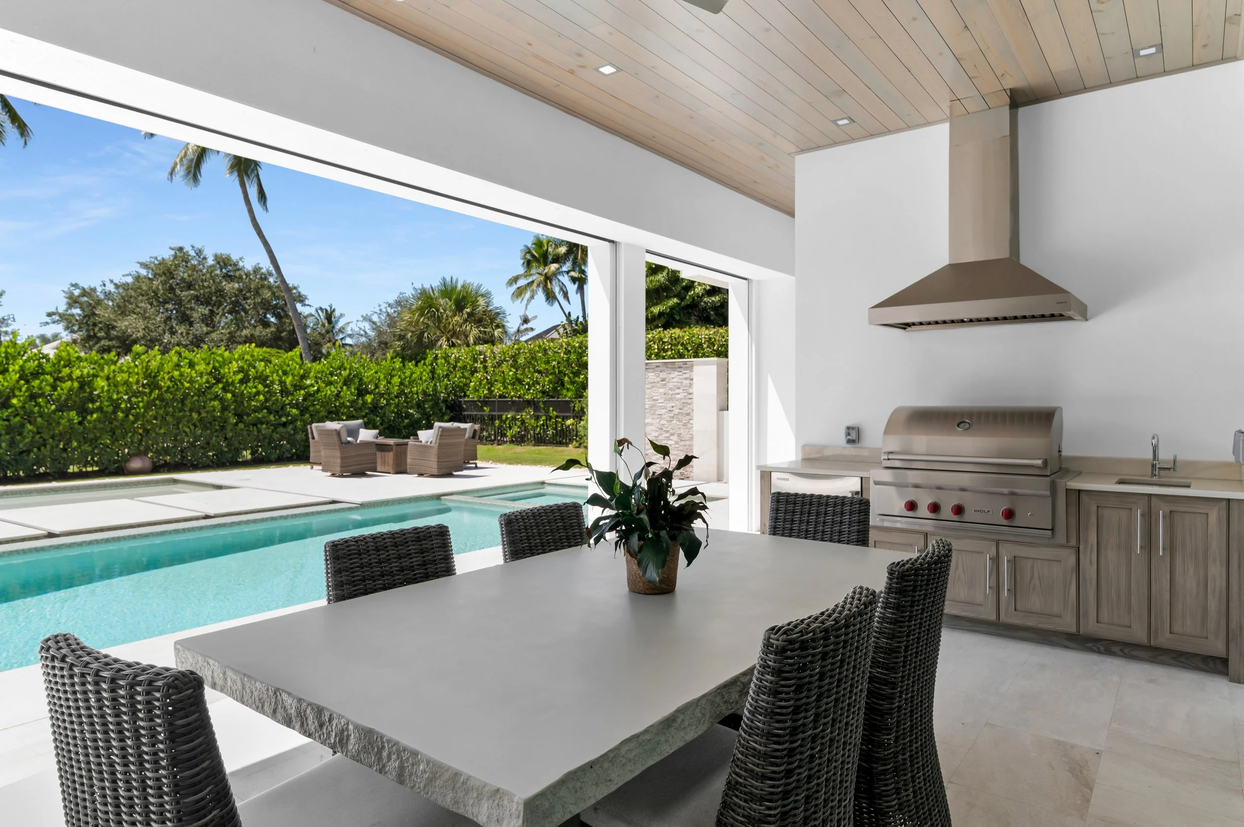 stills Outdoor kitchen-1.jpg