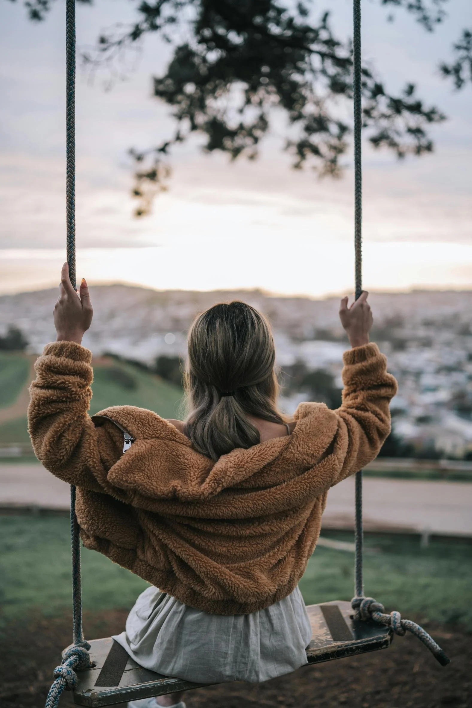 EMDR Bay Area. Woman on a swing image.