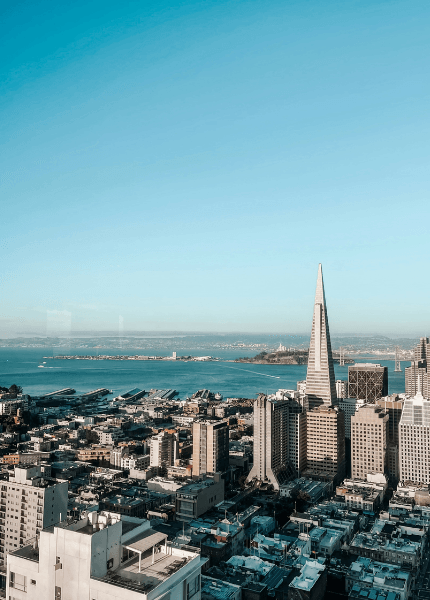 Trauma therapist Bay Area. San Francisco skyline image.