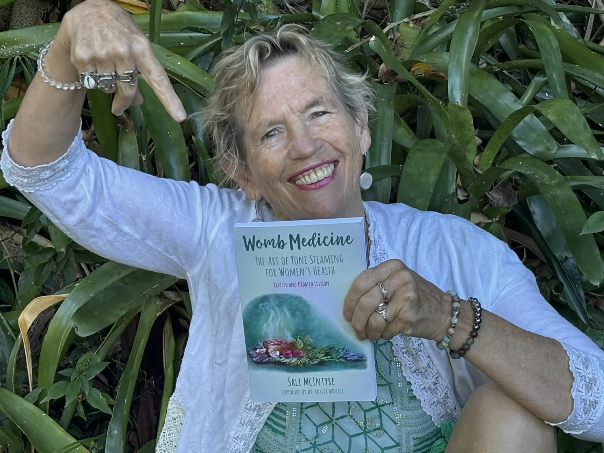 I re-birthed the second revised edition of my book Womb Medicine and facilitated Prepare Your Partner for Birth and Yoni Steam workshops throughout the year.