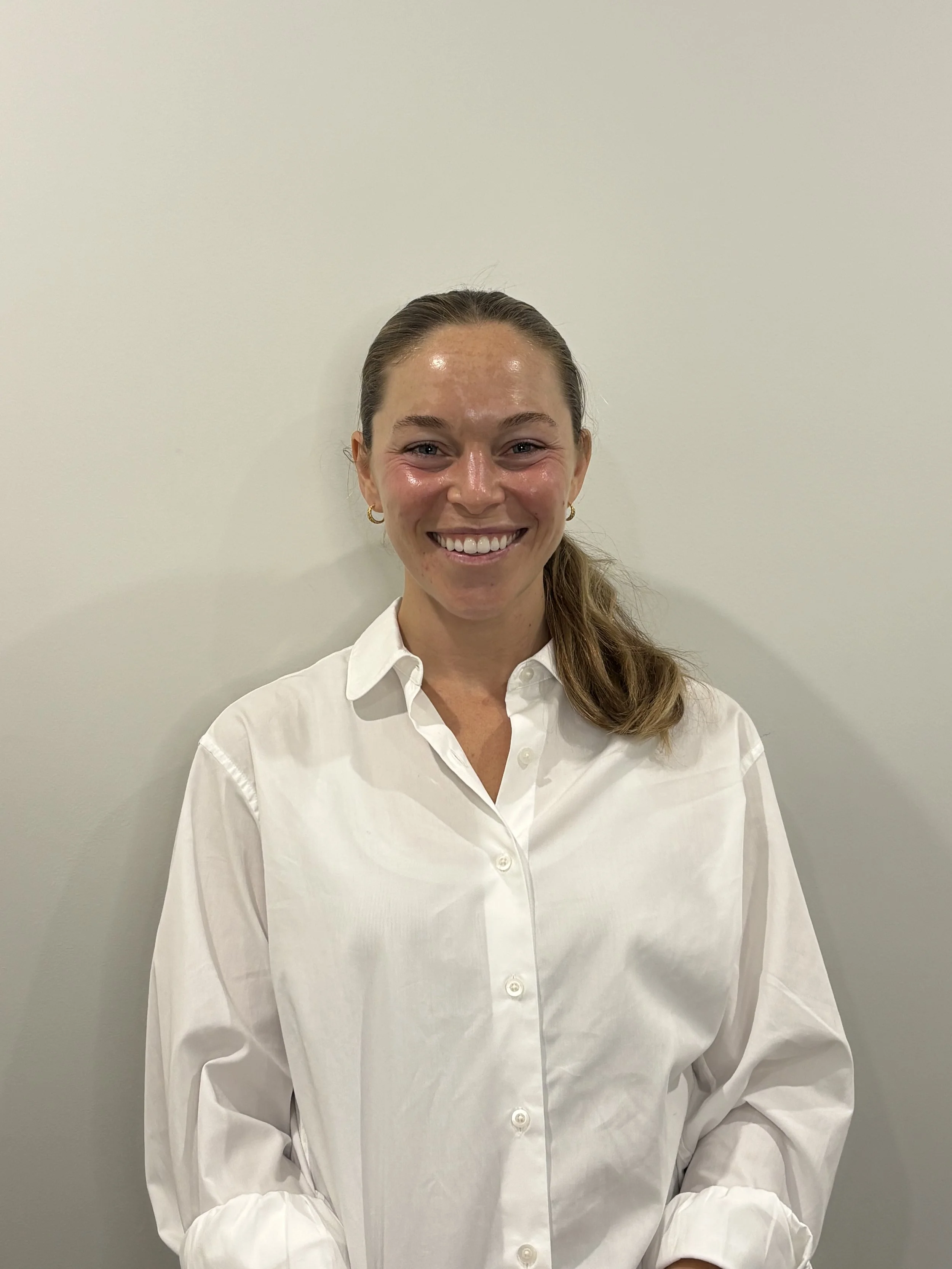 Katie Katie Granatir, Physiotherapist