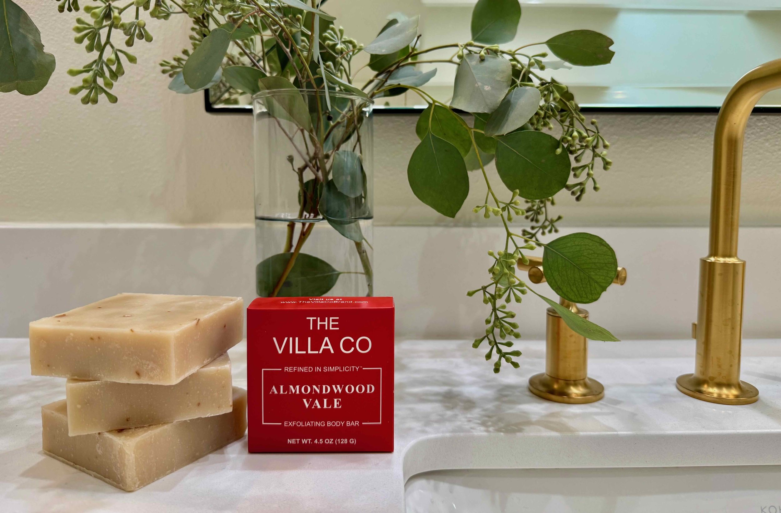 Almond Wood Vale - Exfoliating Body Bar