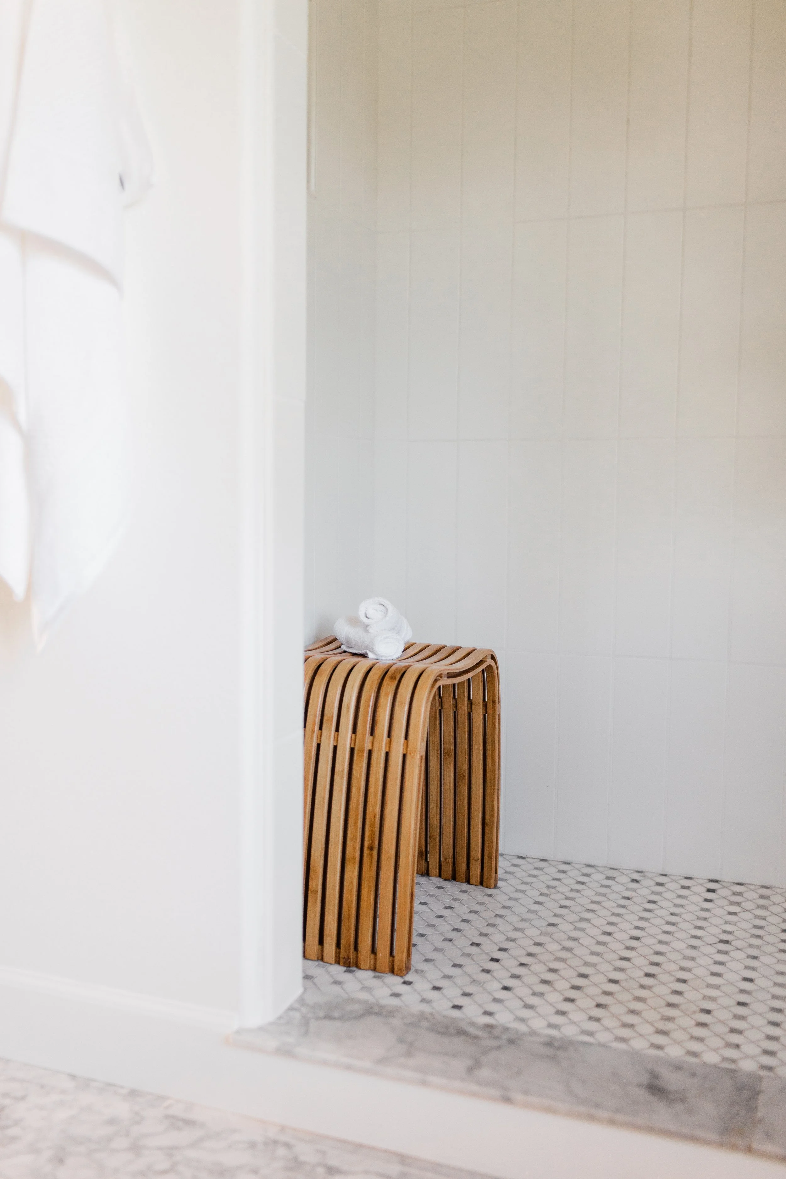 functional-nest-mill-pond-master-bath-03.jpg
