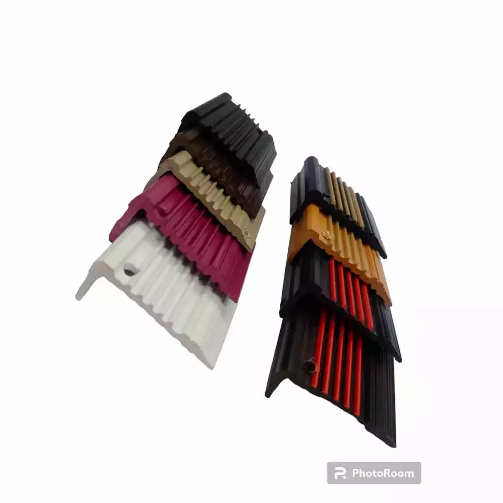 INEX PSN-05 PVC STAIRNOSSING PLAIN HARD