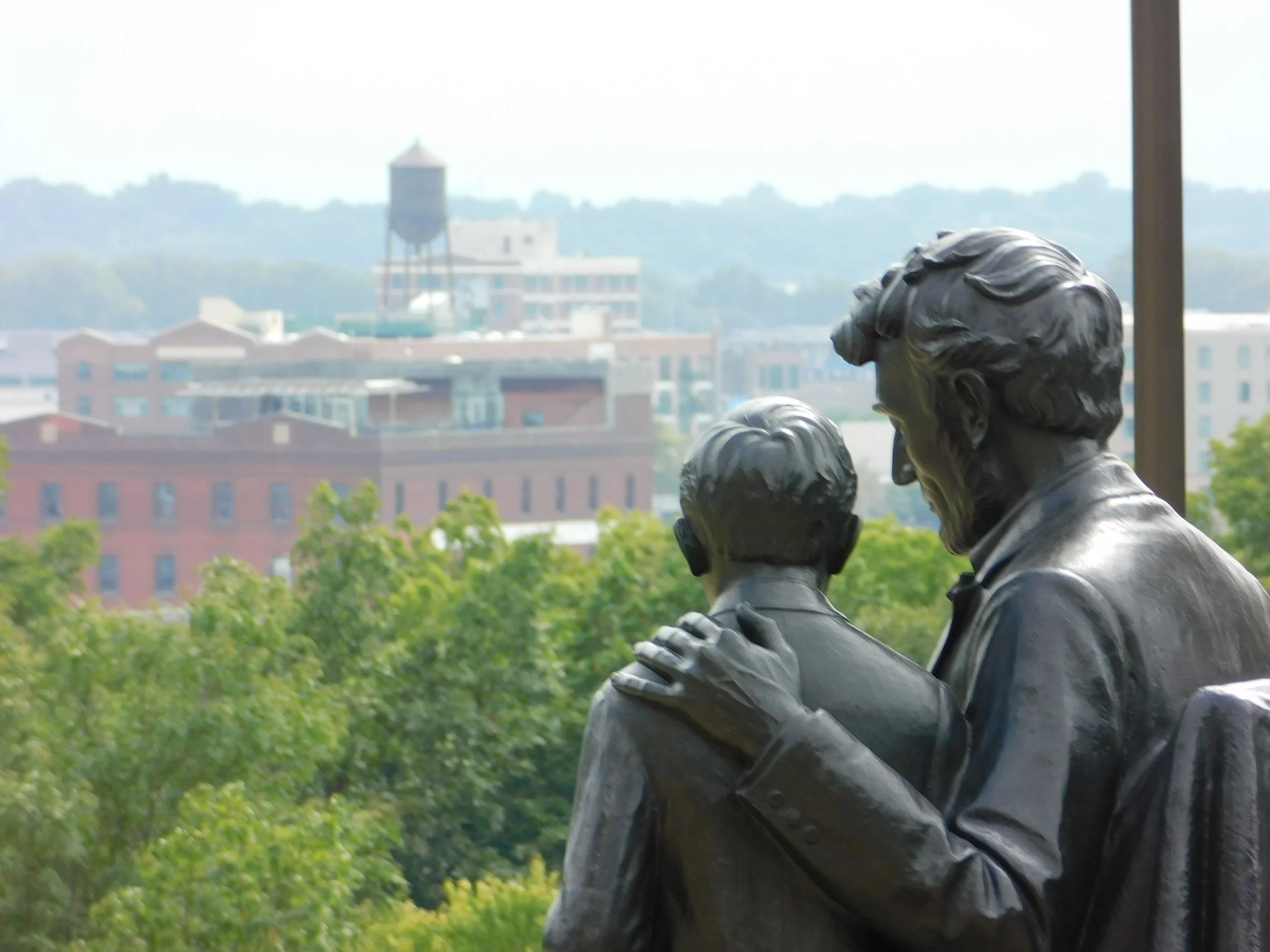 Iowa’s Laughable Minimum Wage Turns 18 Years Old