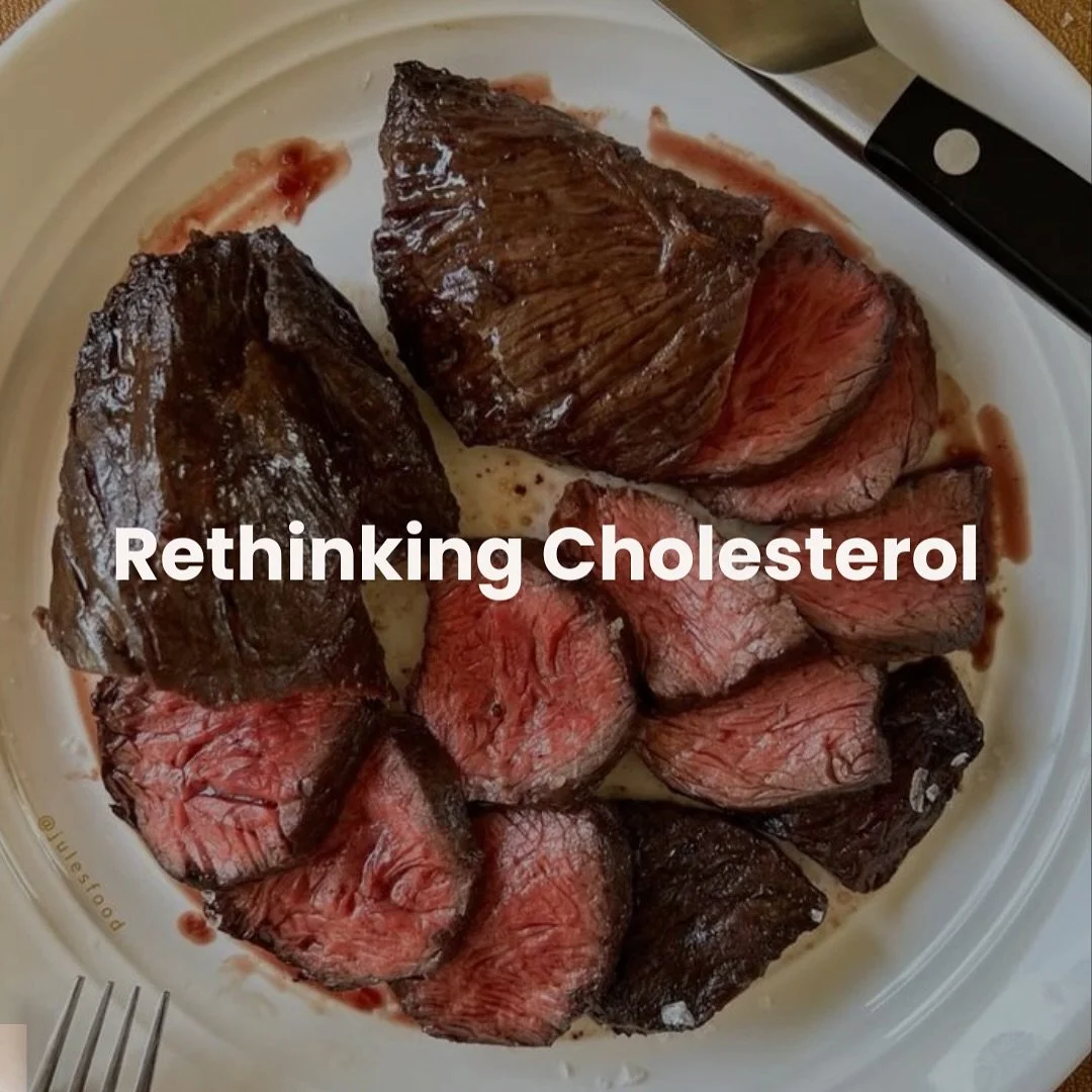 🧈🍳🥩🥥

We have been taught to fear cholesterol, that it clogs our arteries and causes heart disease.

When in fact, for plaque to build up, there has to be some kind of damage to the artery wall first. Cholesterol actually shows up to help repair 