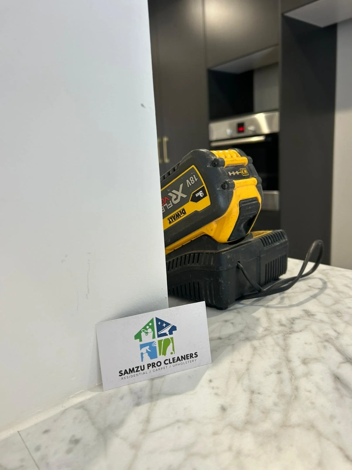 Who are we? — Samzu Pro Cleaners - Contact us @ 0478083060