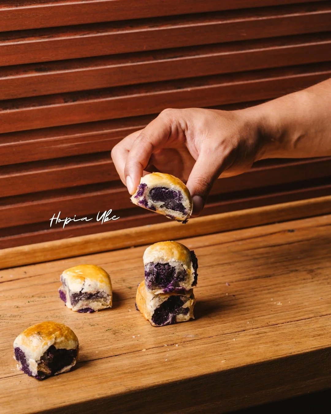 Layers of flaky pastry filled with rich, creamy ube.
This is Hopia done right... fresh, soft, and impossible to stop at just one. 💜✨

👉 Book your table today at www.mamalor.com/reservations (LINK IN BIO) 🤍

📍 Sydney &ndash; 45 Rooty Hill Rd N, Ro