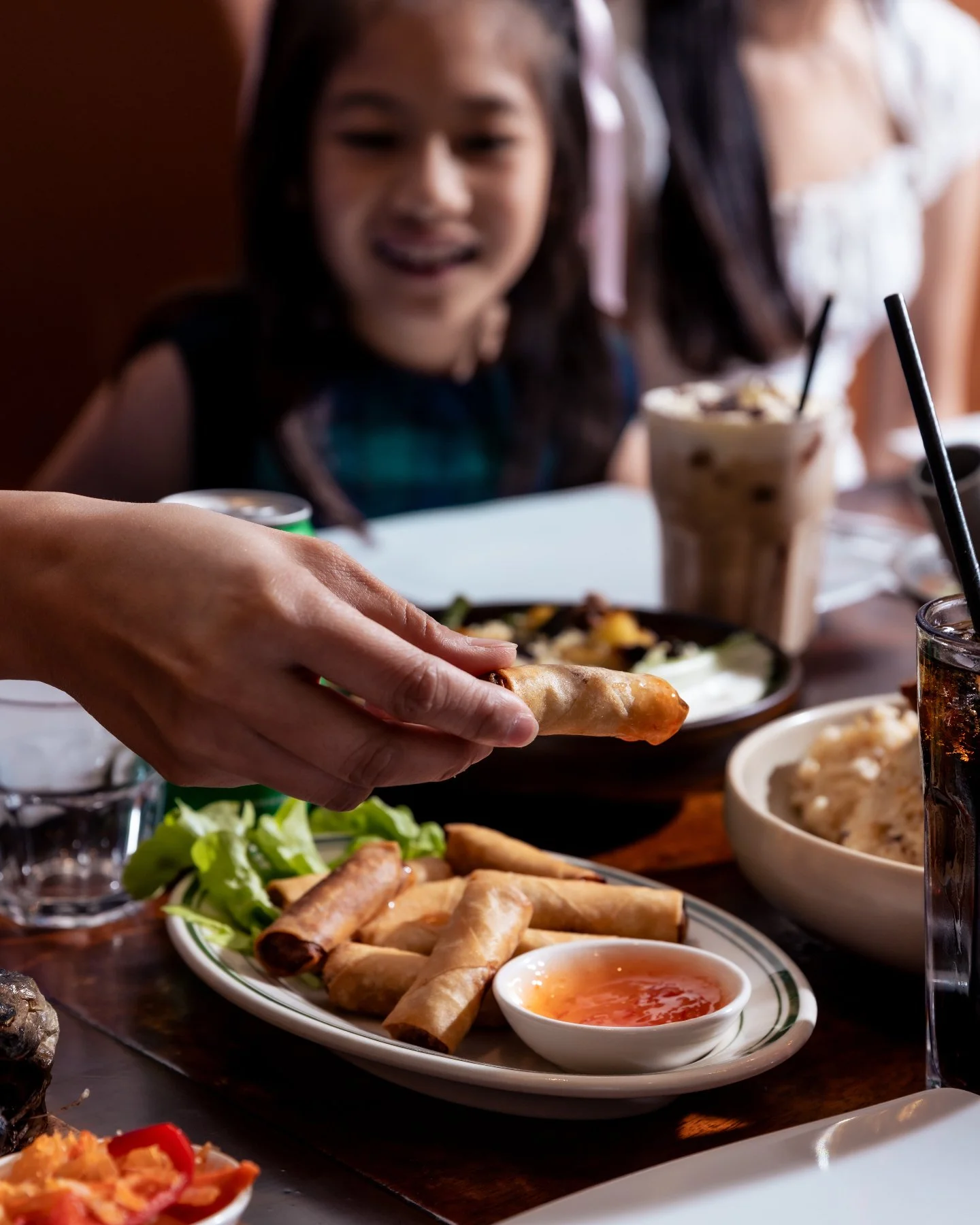 Crispy on the outside, packed with flavour on the inside 🤎✨

Our Lumpiang Gulay is golden fried to perfection and filled with seasoned vegetables, served with a sweet chilli dip that hits every time 🌶️🥬

Light, crunchy, and made for sharing at Mam