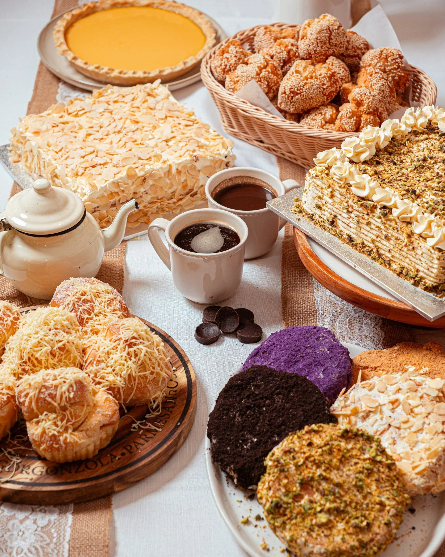 A spread of Filipino bakery favourites 💛

From Binangkal (fried sesame seed bread) to soft, cheesy Ensaymada, and our rich Almond Sans Rival and Pistachio Sans Rival&hellip; every bite brings something special.

Sweet, nostalgic, and made to share.
