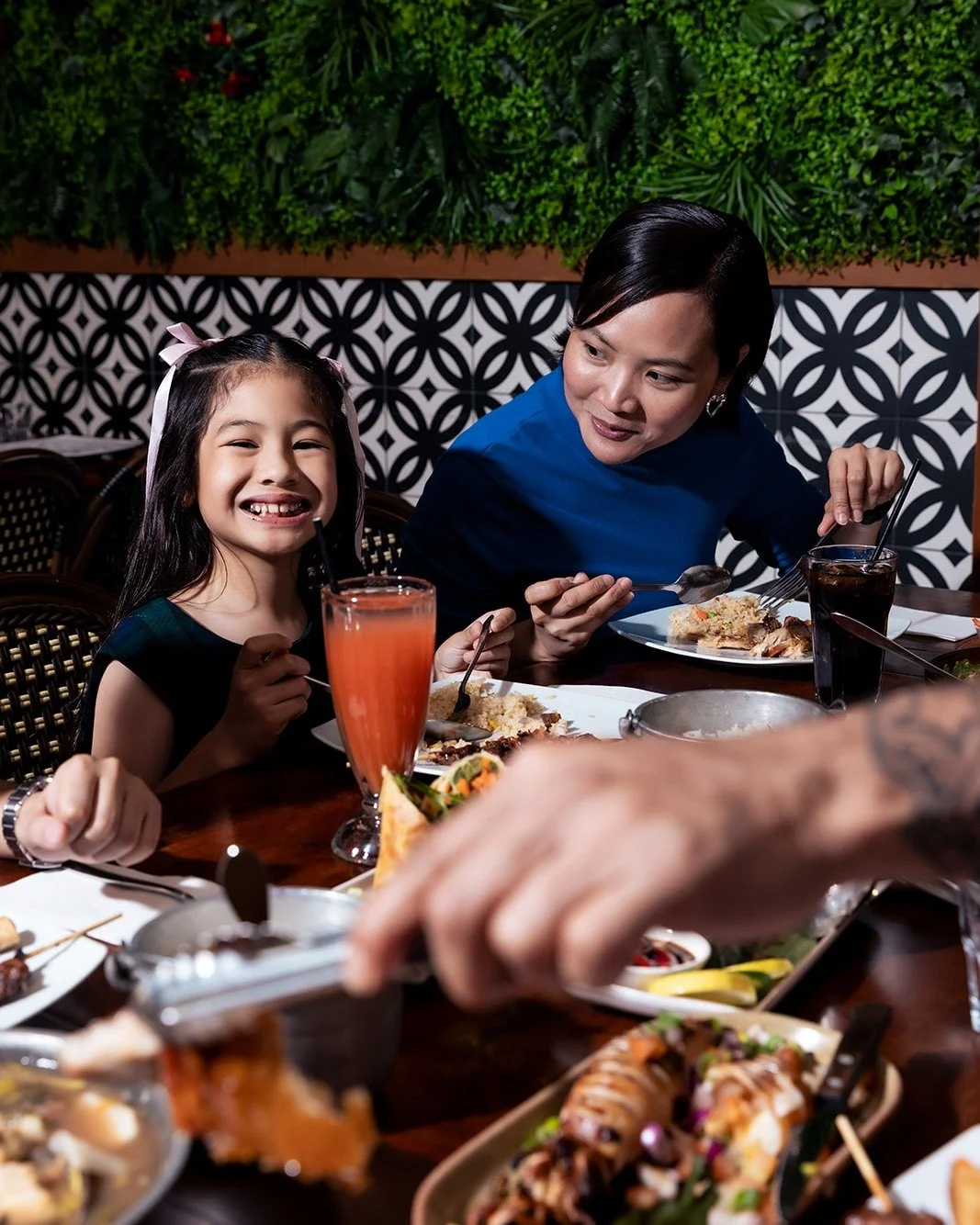 This Sunday is for Mama. 🤍
(BOTTOMLESS RICE MOTHER'S DAY ONLY) 🍚

Bring the whole family. Pull up the booth seats. Cheers with halo-halo and calamansi juice. Cut the ube cake. Take the long lunch you've been promising her.

And because no Filipino 