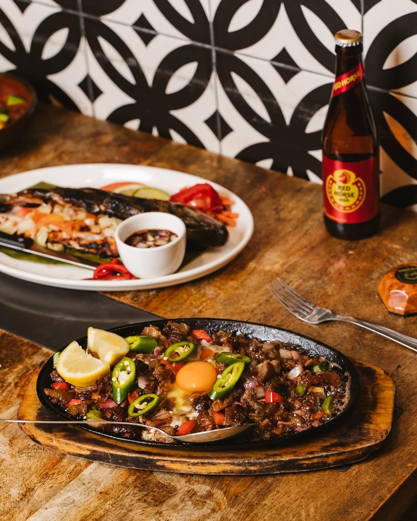 Sisig, Red Horse, and that first sizzle when it hits the table. 🔥
If you know, you know.

📍 Visit us in Melbourne or Sydney
🌐 mamalor.com

Hours
Monday to Sunday
10am to 9pm

Sydney
39 Rooty Hill Rd N, Rooty Hill NSW
02 8809 7778

Melbourne
187 Wa