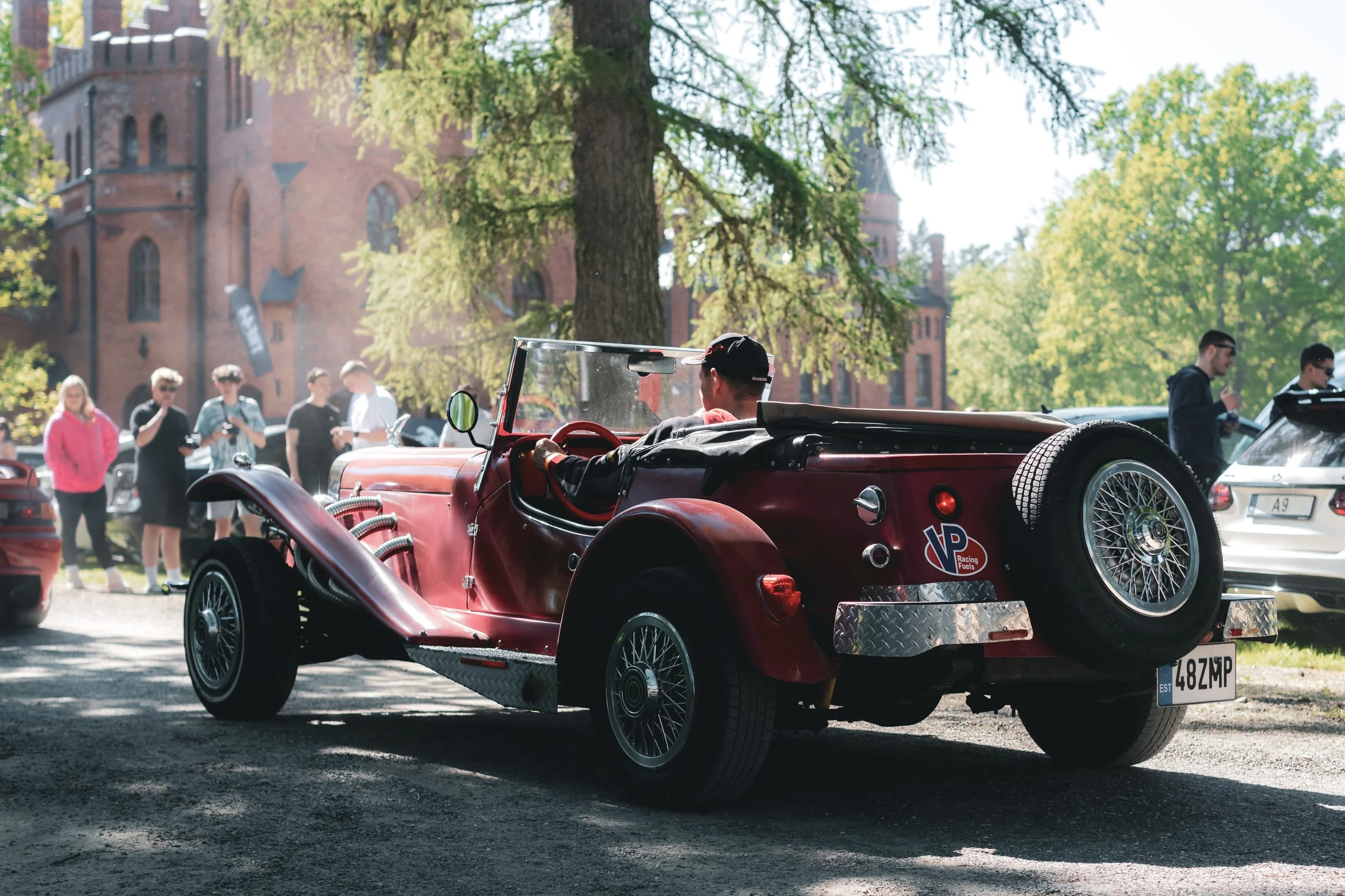 TRF44 Cars & Castle 2023