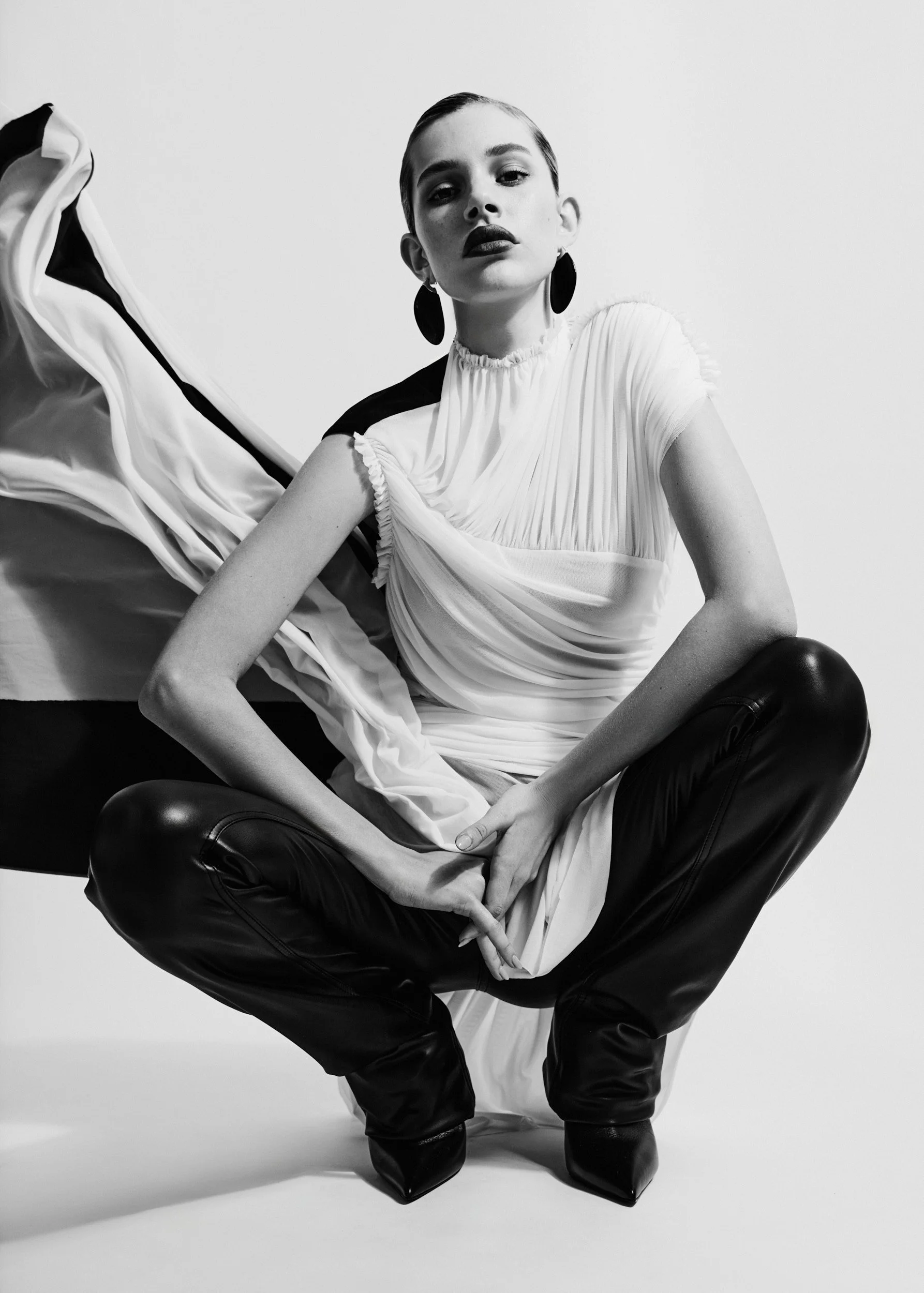 editorial for Grazia Middle East
photographed by Carmen Rose