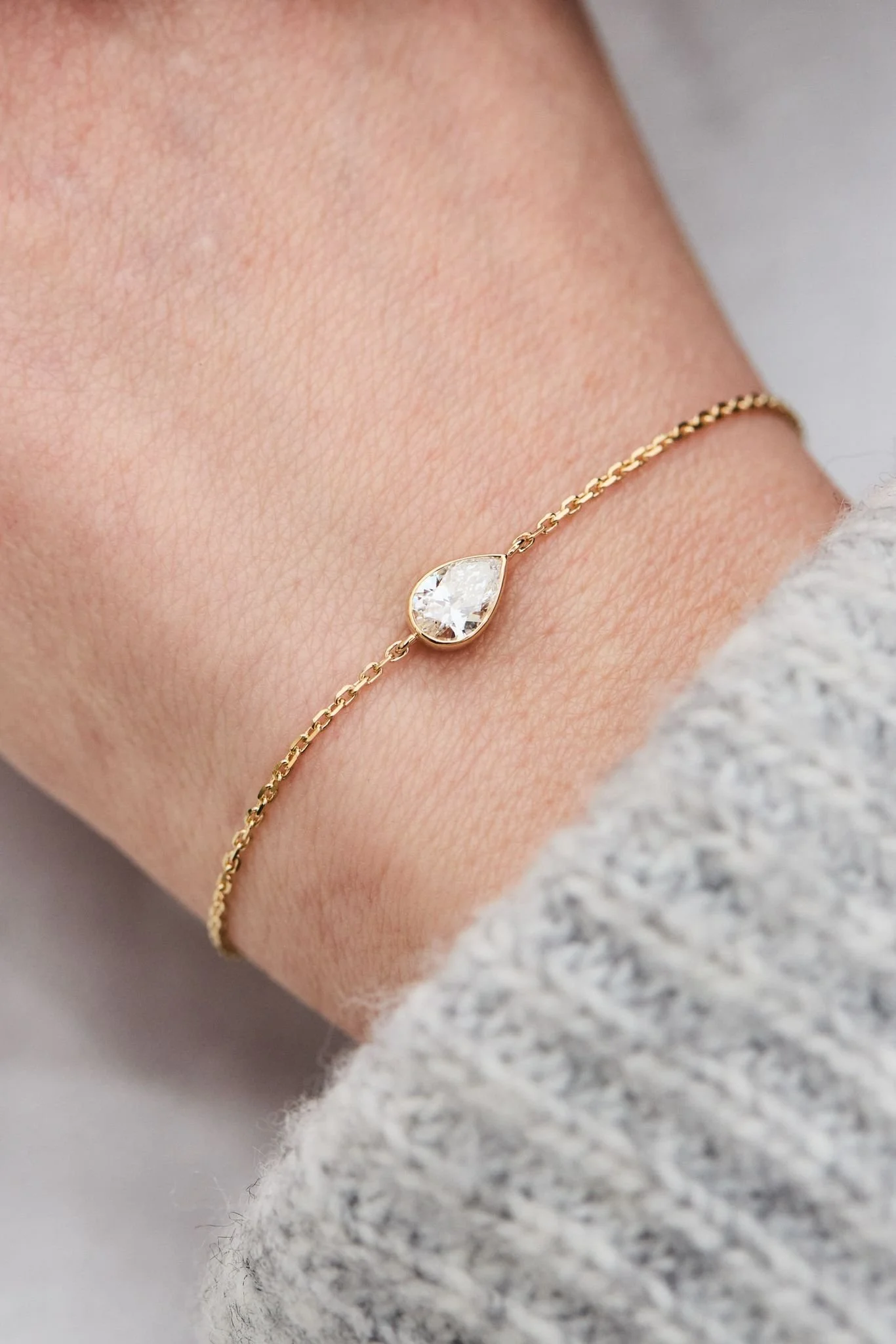 Pear Shaped Diamond Bezel Bracelet