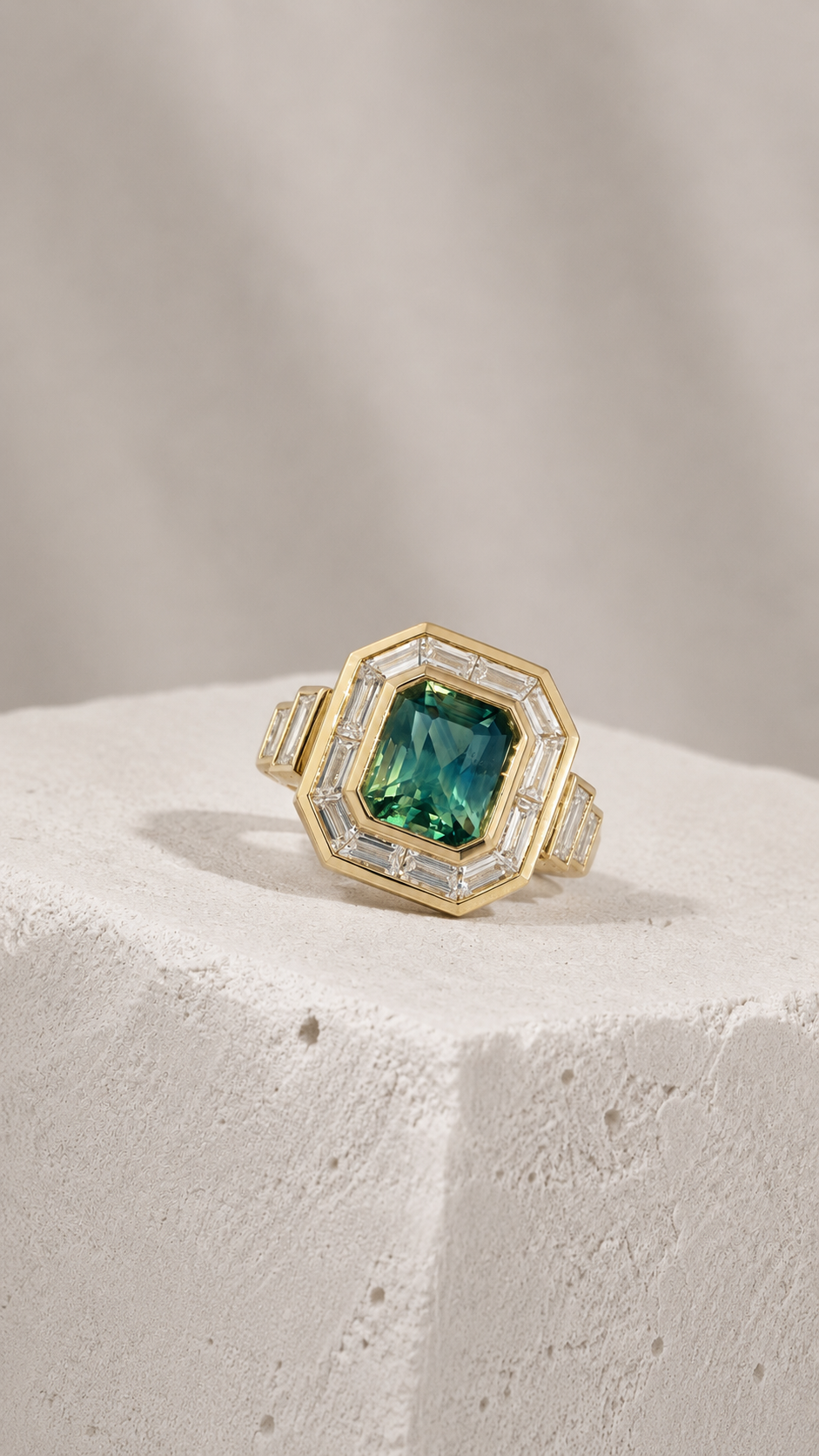 Teal Sapphire Deco Ring .png