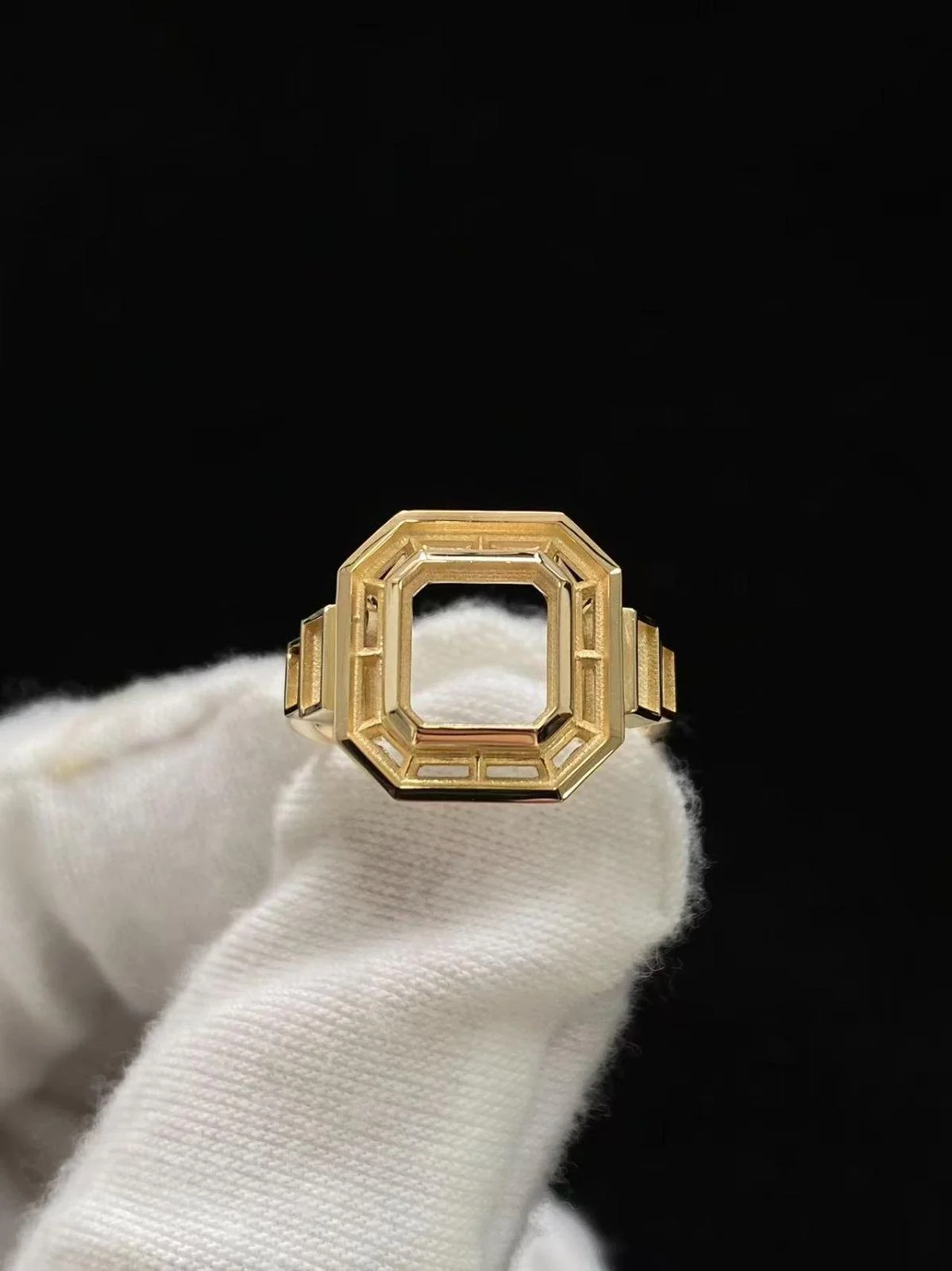 Target Ring Design - Daniel Greenberg