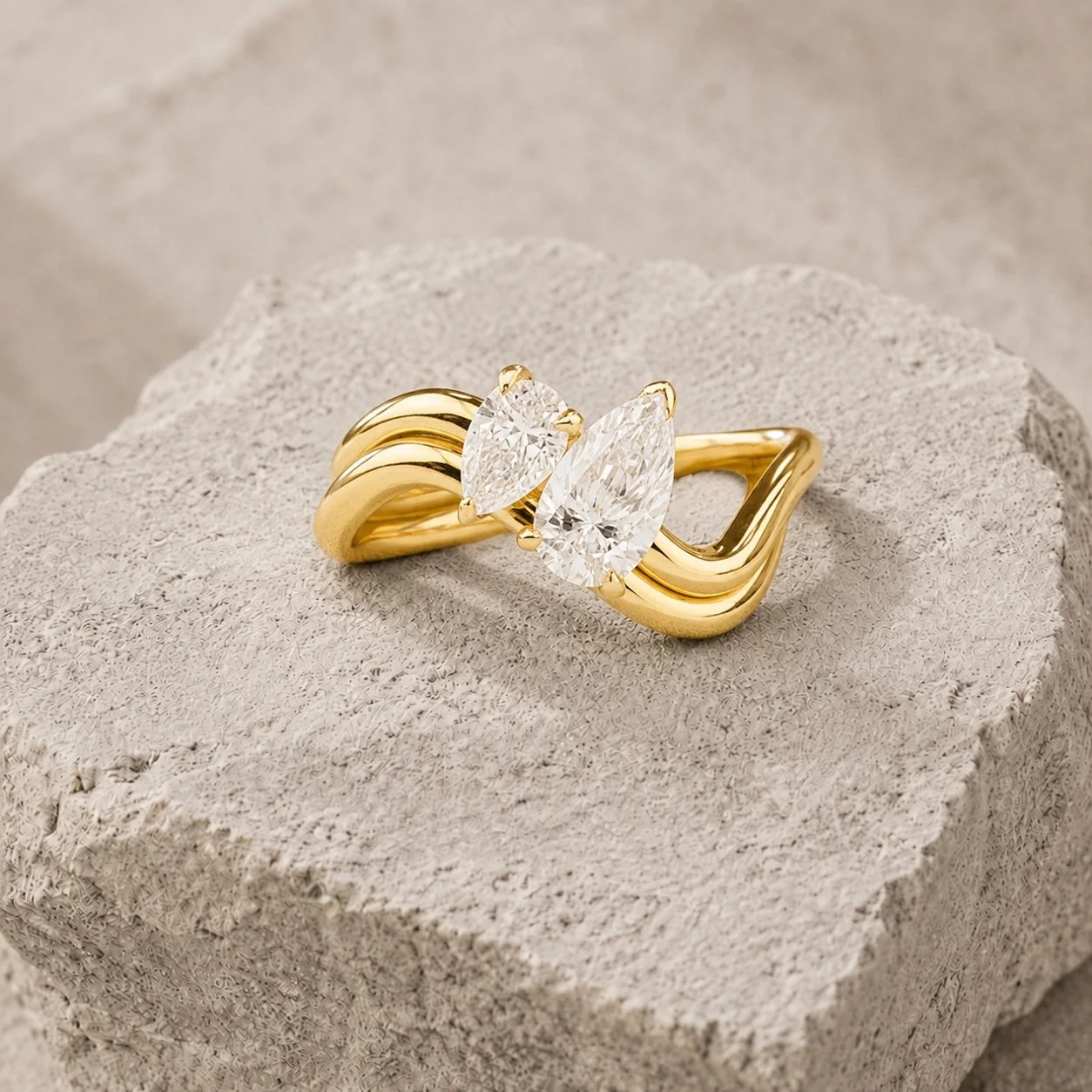 18ct Gold ‘Moi et Toi’ Pear Twist Diamond Ring