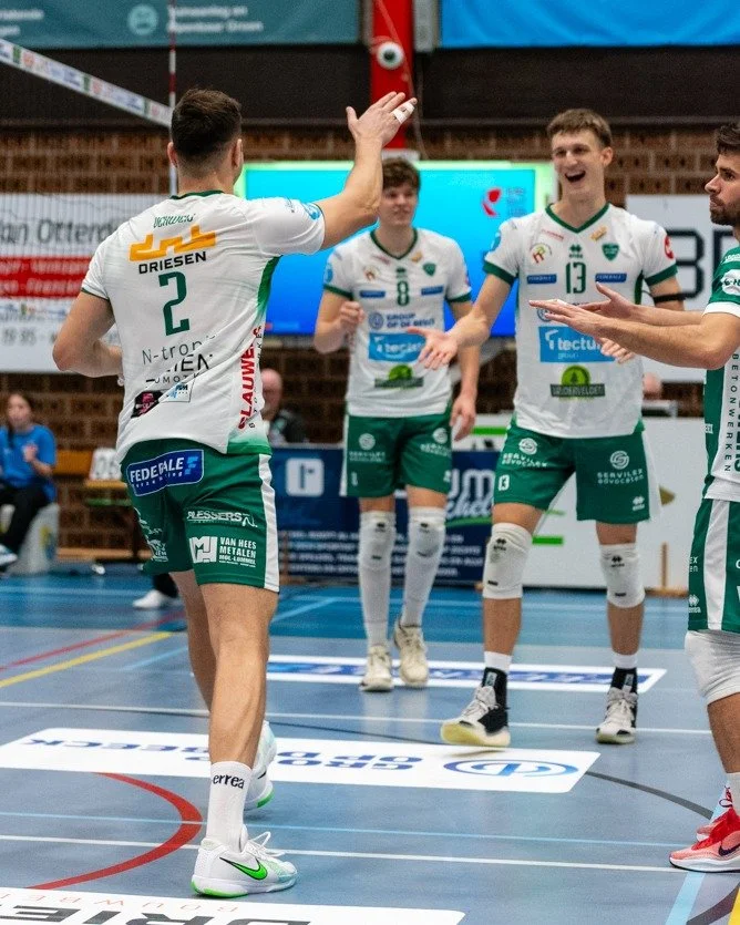 💚 PICTURE TIME 💚
Nog even nagenieten van onze eerste overwinning dit seizoen 🙃