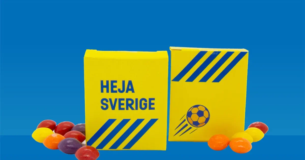 Heja Sverige_Tablettask_Skittles_bakgrund-1200x630.webp
