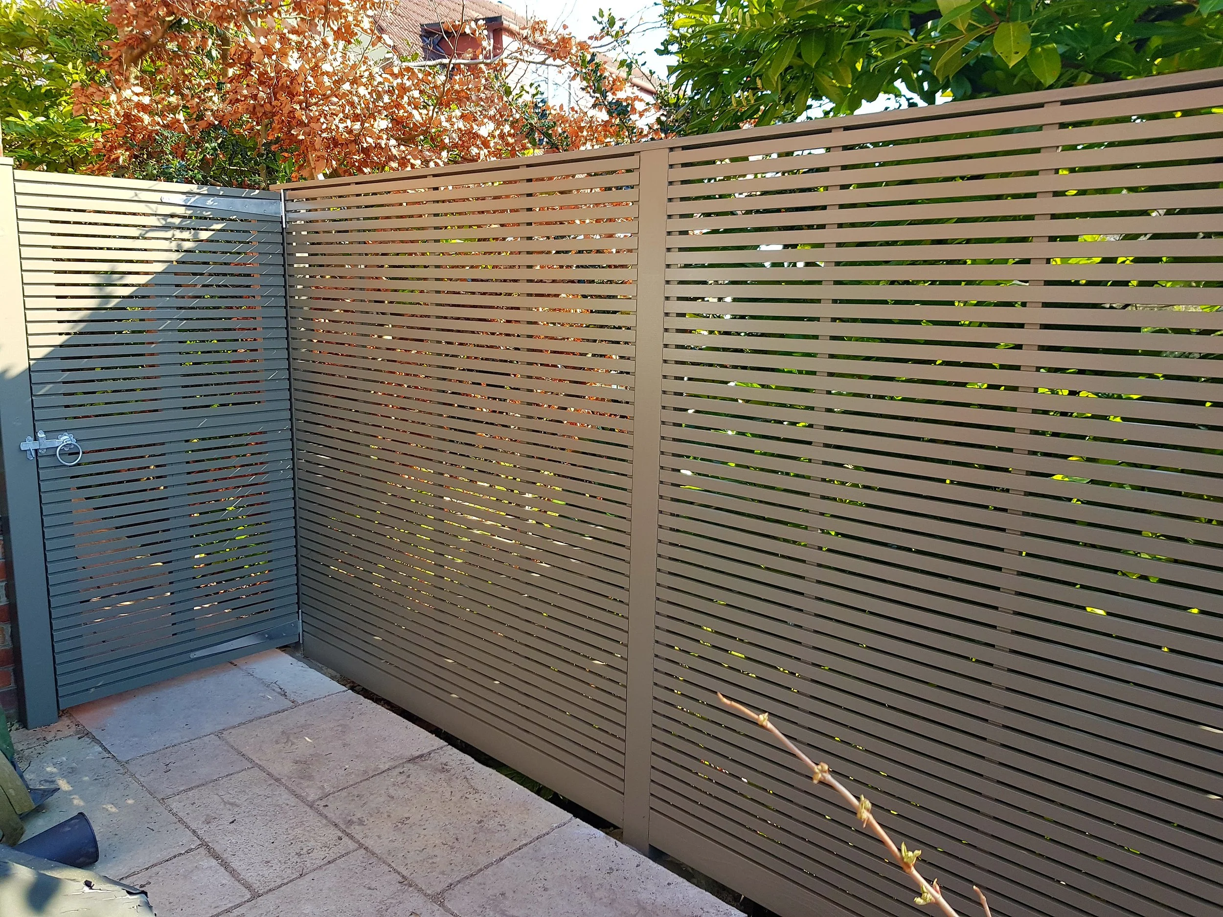 Contemporary slatted fence 20180223_114734.jpg
