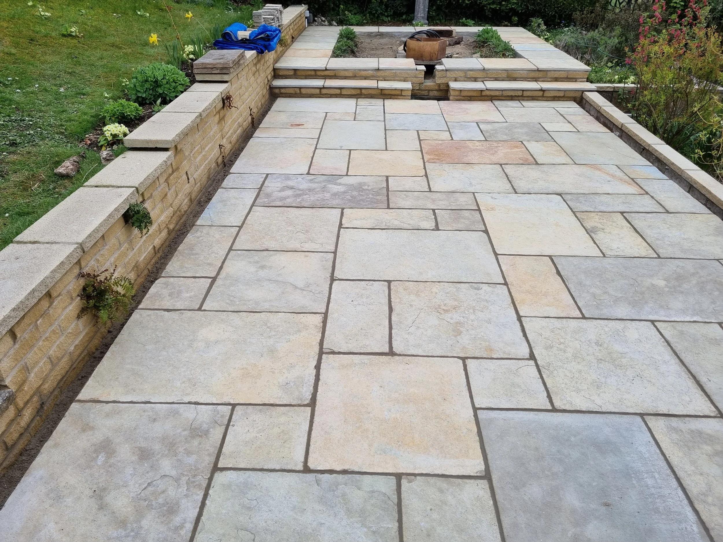 Patio 20220413_132032.jpg