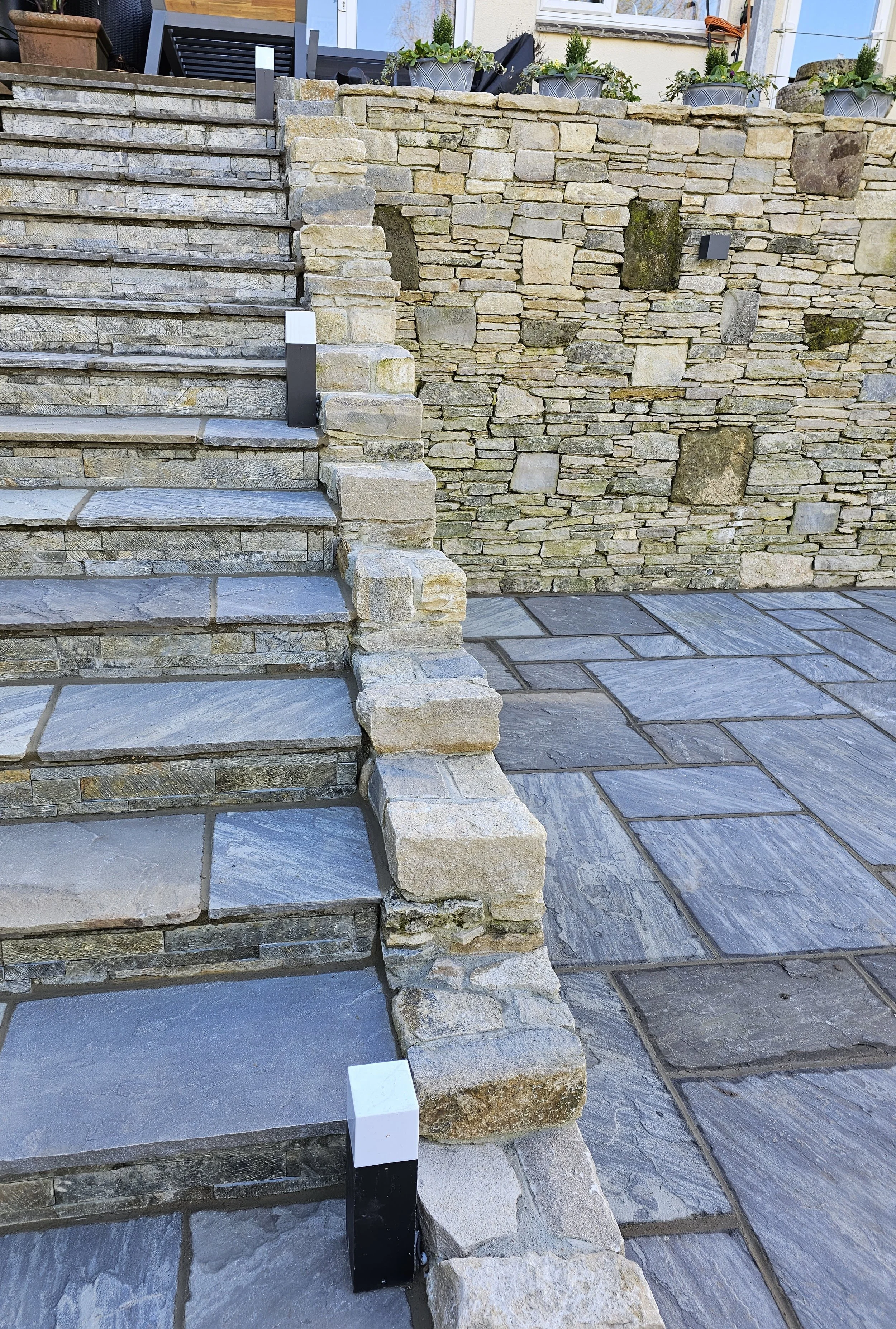 Spetisbury steps and wall 20230406_163115.jpg