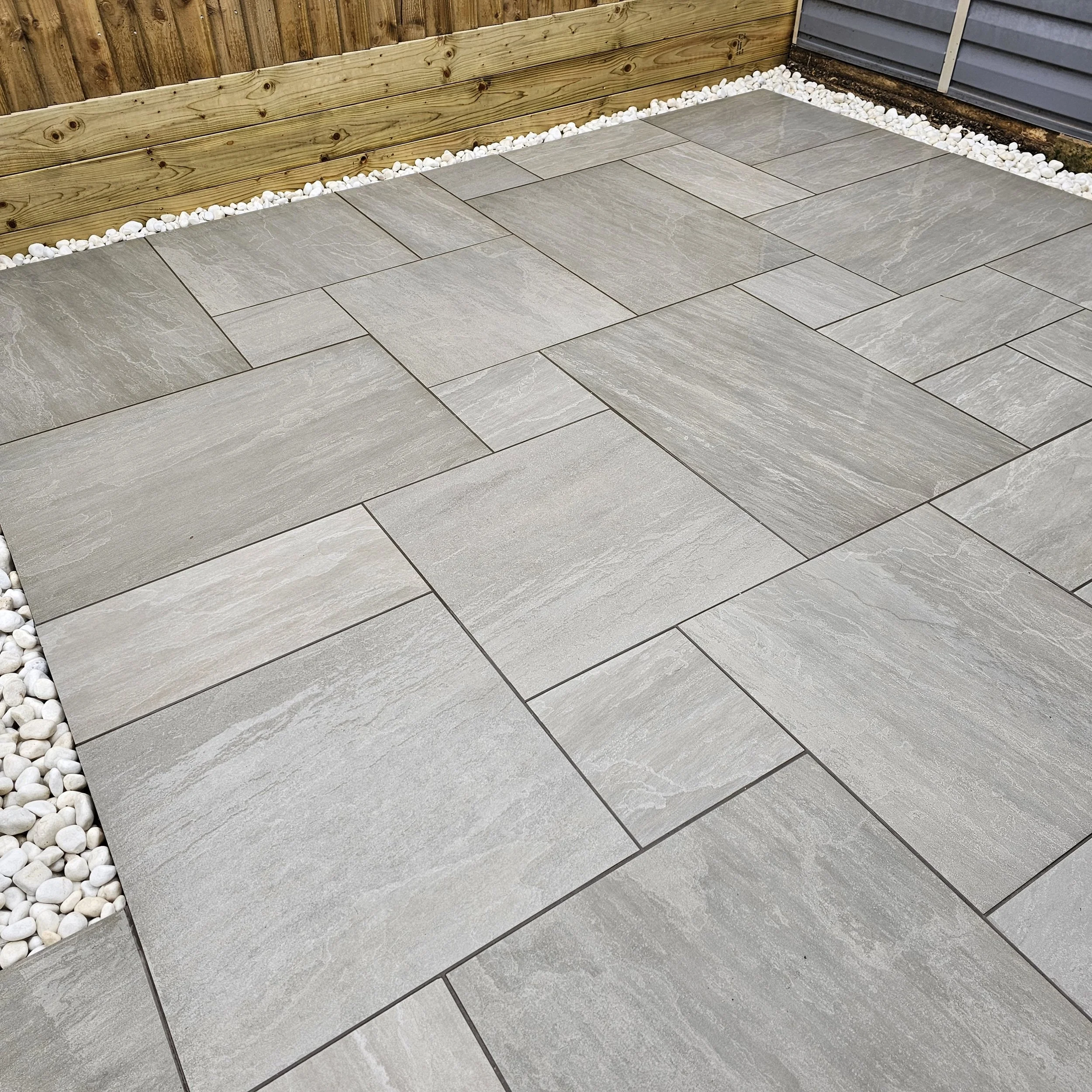 Patio 20230228_152233.jpg