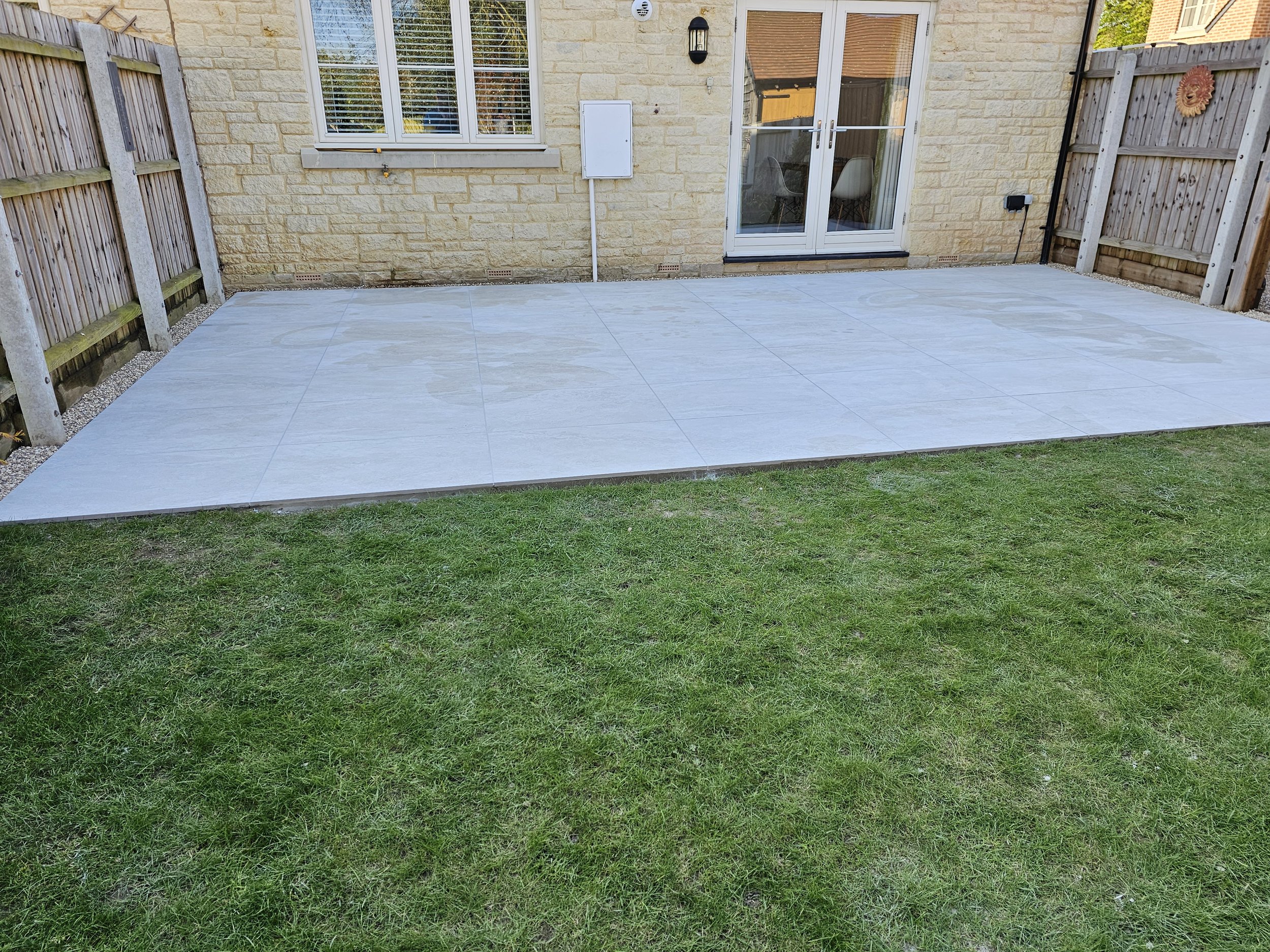 Patio 20230420_171030.jpg