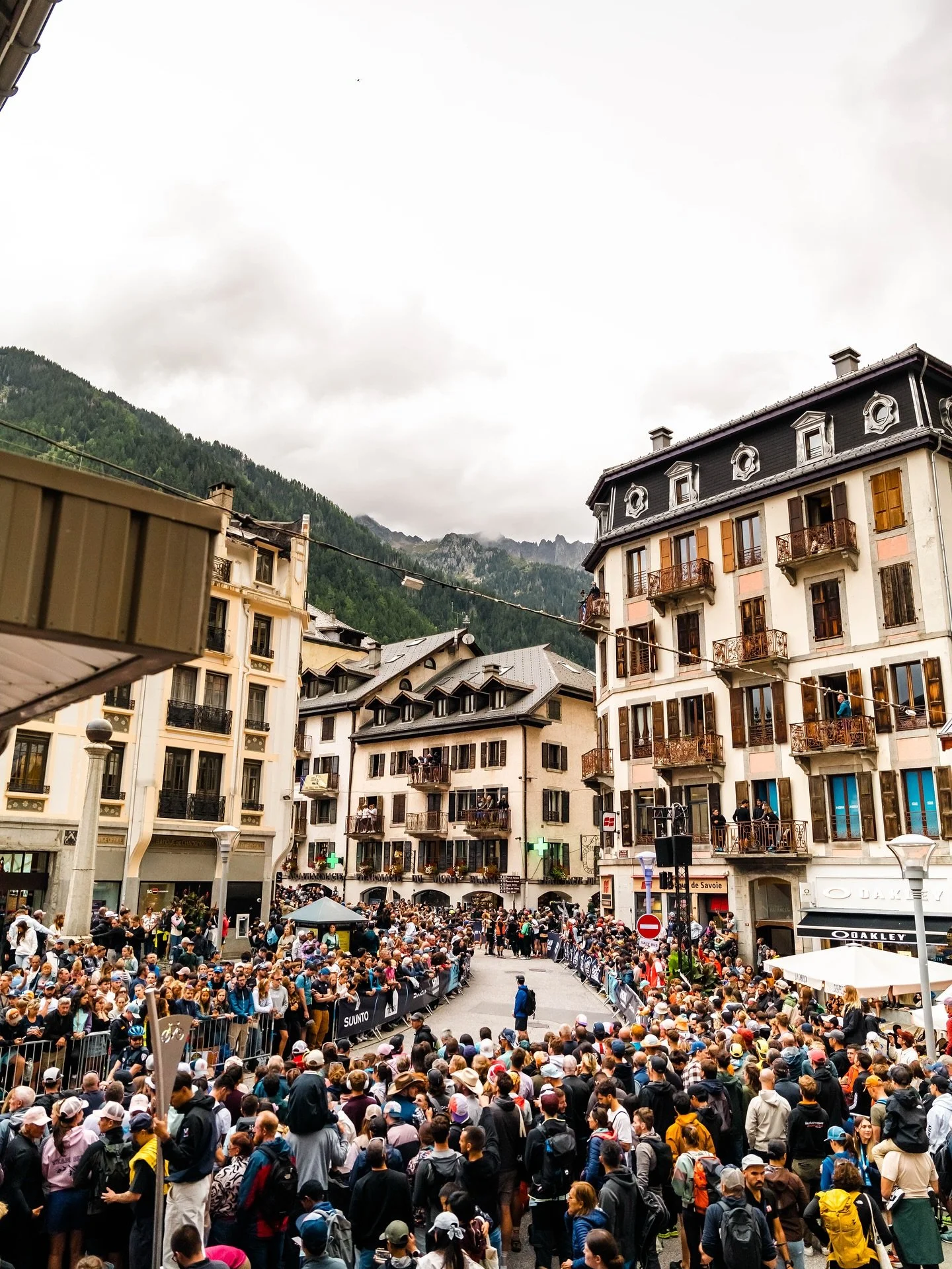 The inspiring and the inspired 🥺
#gofoolhardy #actionsport #adventure #community #trailrunning #outdoor #teamfoolhardy #UTMB #chamonix #UTMB2025 #HOKAUTMBMontblanc #MeetYourExtroadinary