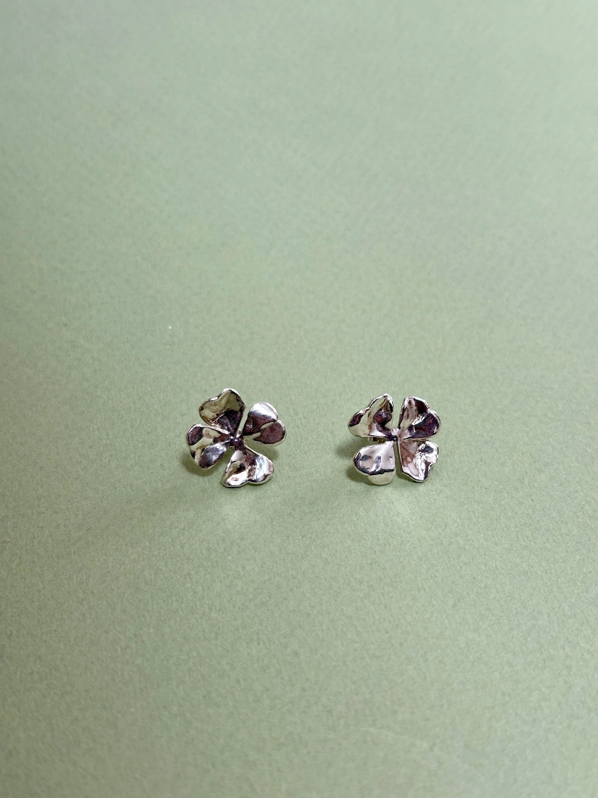 smallearringsfourleafclover.no.3.jpg