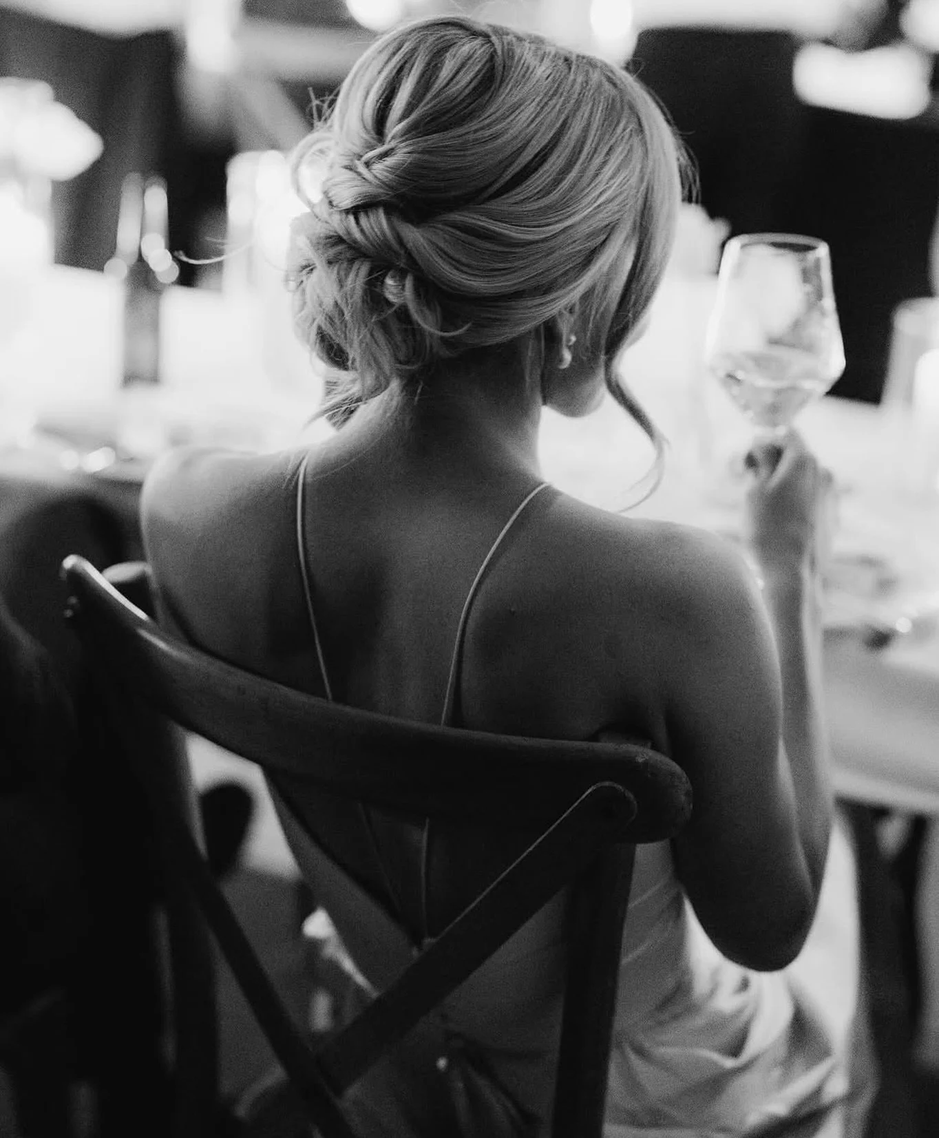 From the baccckkkkkkkk ✨ told you sometimes I like tousled &amp; how pretty does it look in b&amp;w too!