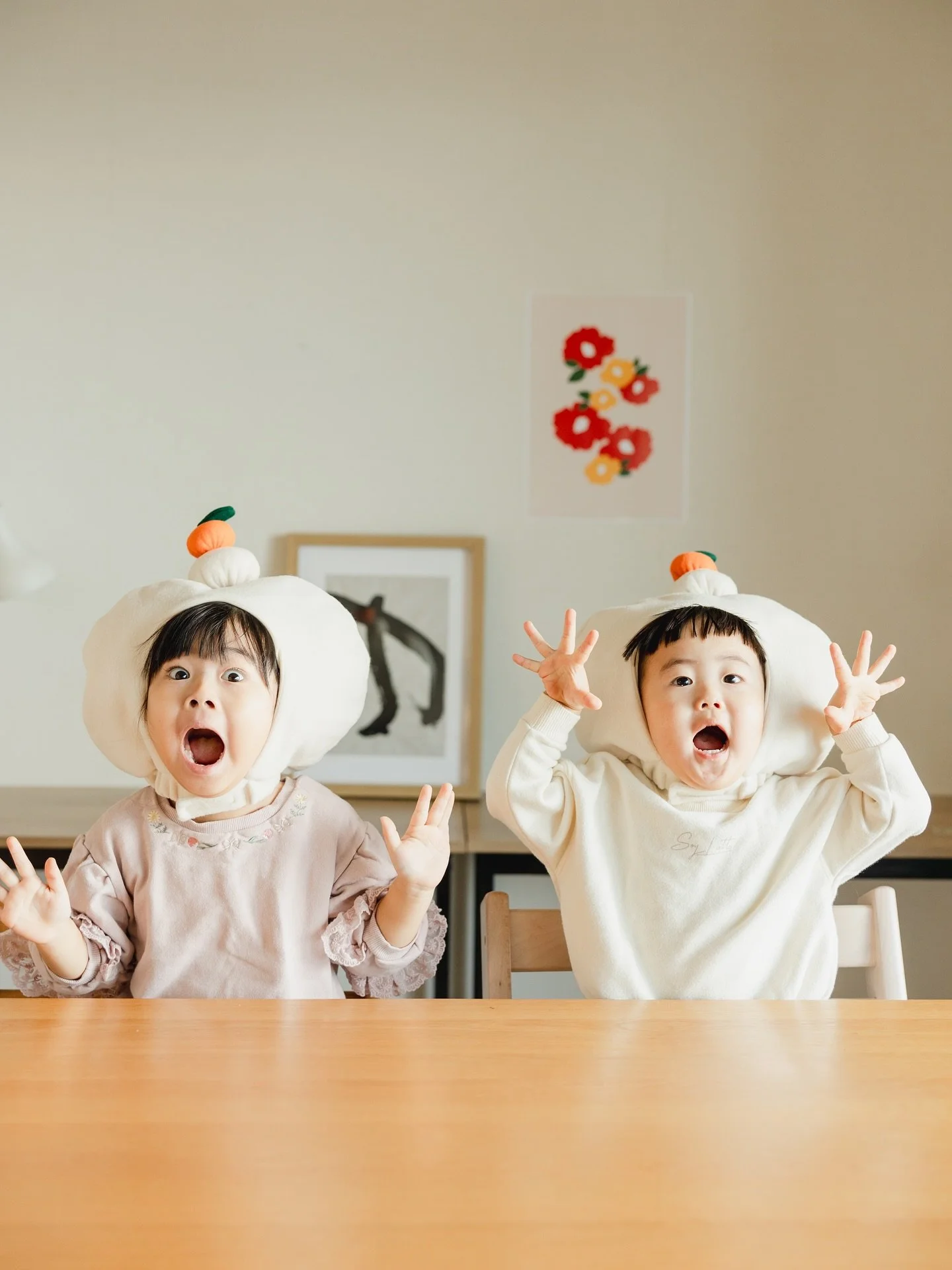 あけましておめでとうございます⛩
ぬくまる寫眞を名乗り始めて3回目のお正月を迎えました。
昨年はもう無我夢中に目標をバンバン打ち立ててがむしゃらに突き進んできた年でした。

今年も干支通り馬車馬のように働く予定です🦍ウホッ

暖かいお客さまに支えられてなんとかやっと立っている状態の私ですが、（いつもありがとうございます🫶）
今年もティースプーン1杯分のキャパを溢れ返させながら突っ走っていきたいと思います💨

2月のご予約についてご連絡いただいている方すみません&hellip;！
本日中にス