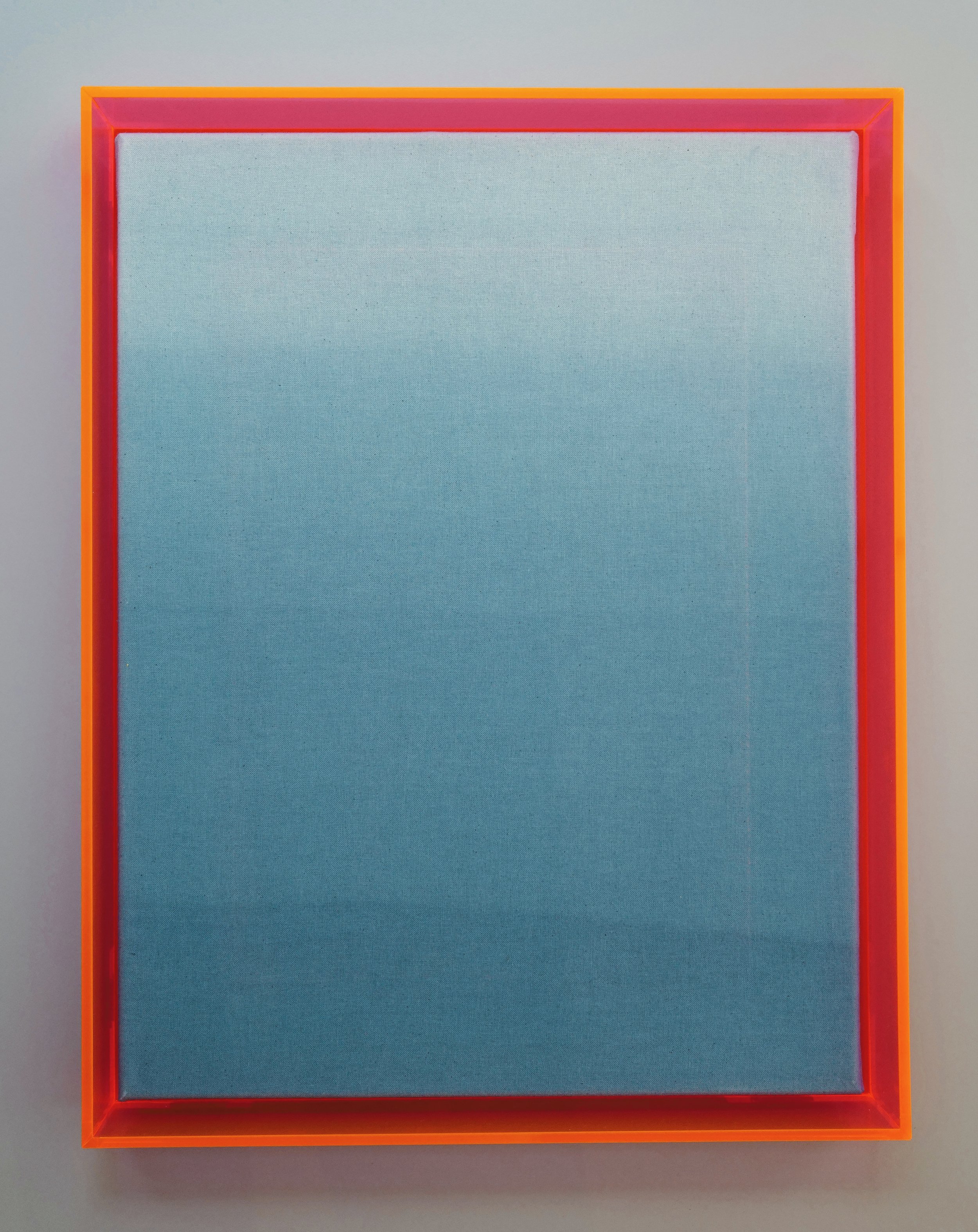 SERIE GRADIENT · Originalarbeit · Einzelstück · 250 € · 36 cm breit × 46 cm hoch x 4 cm tief | gefärbter Leinenstoff mit pinkem Neonrahmen | Verlauf von petrol nach natur