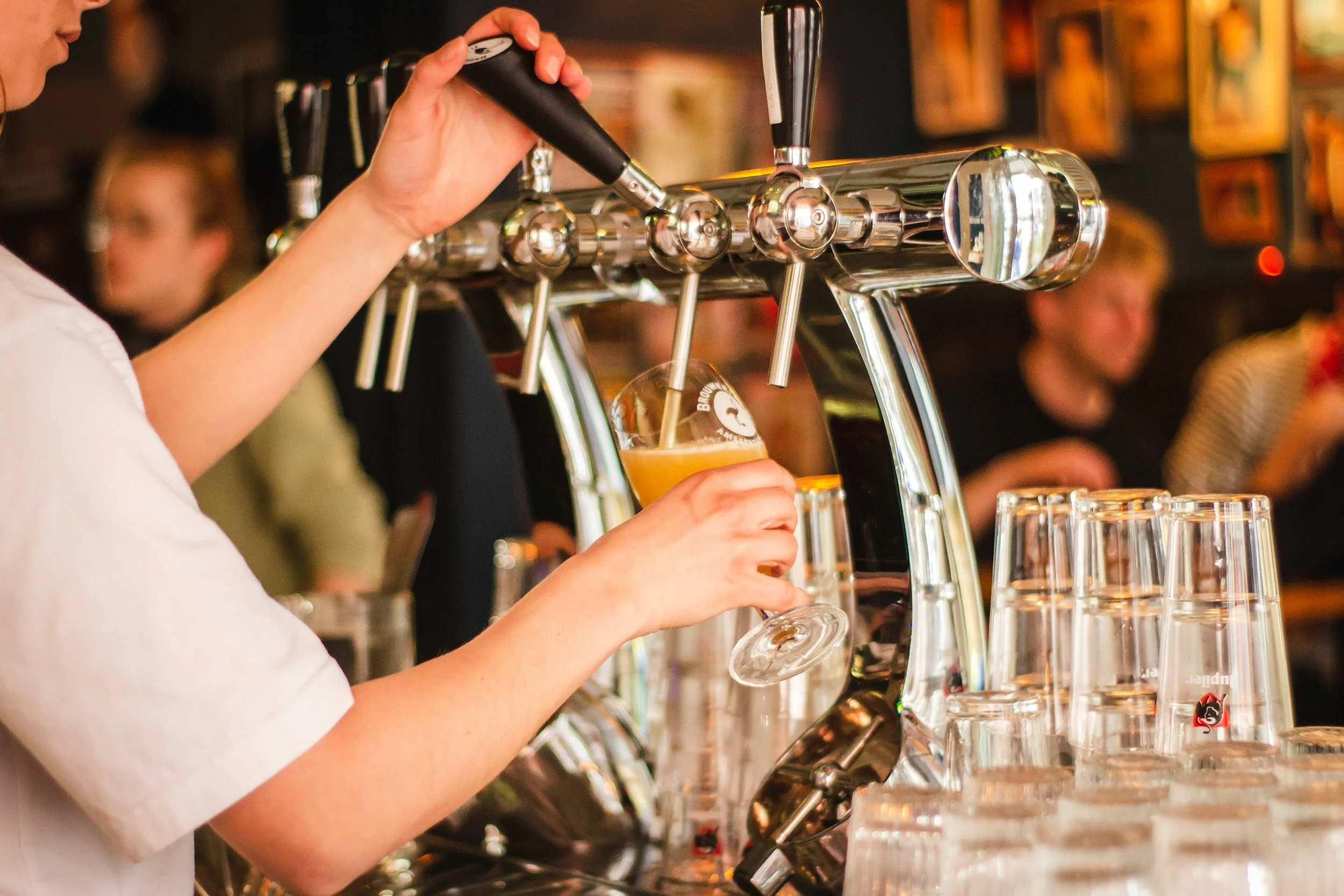 The Ultimate Marquette Brewery Guide: Where to Drink Craft Beer in Marquette, Michigan