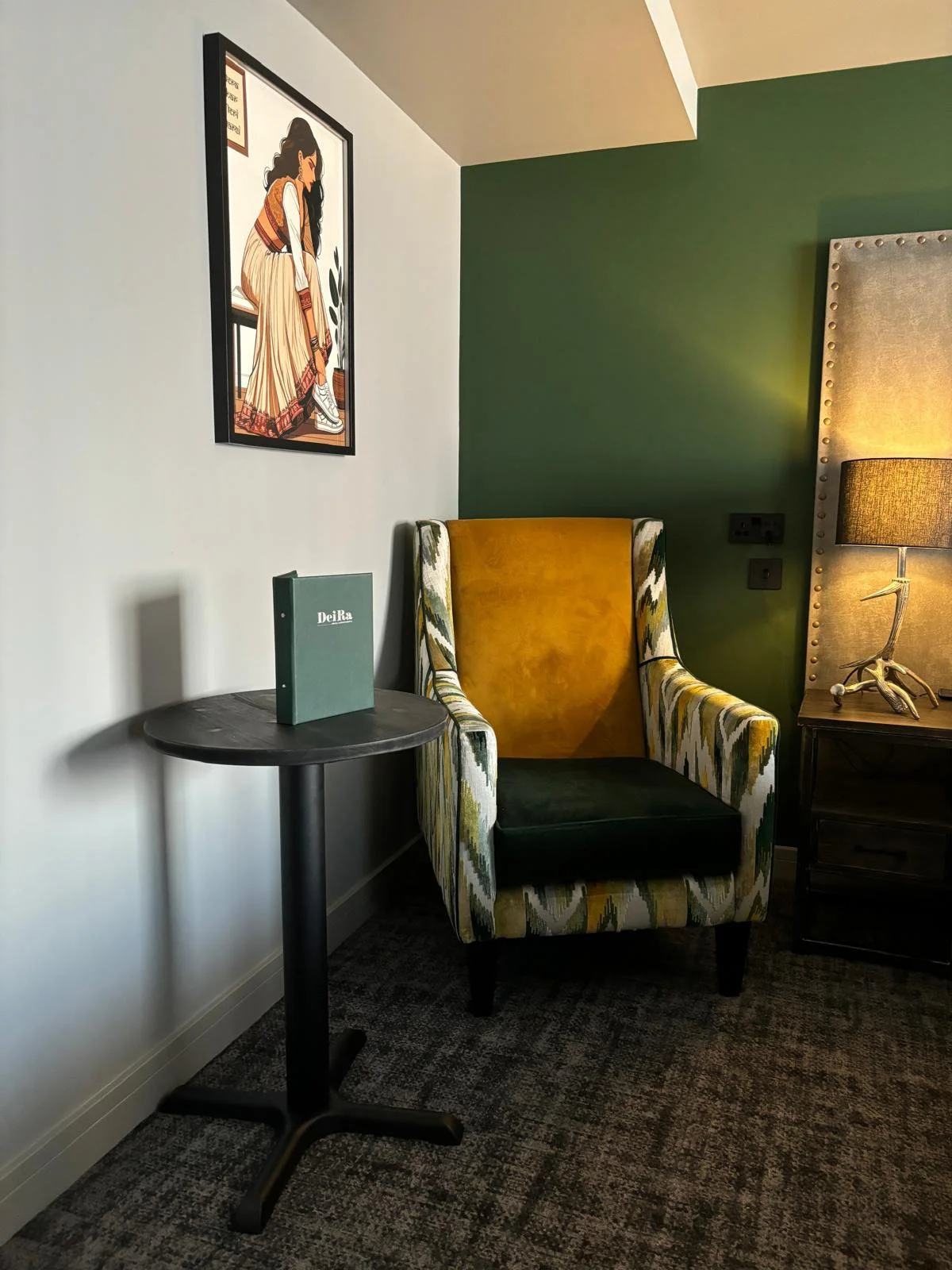 coffee tables to match the dressing area