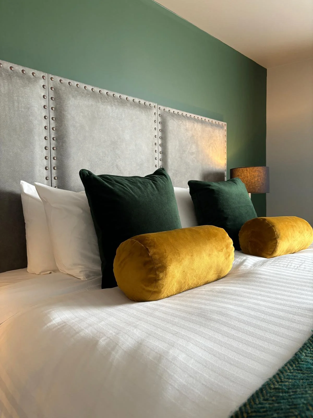 DeiRa Hotel