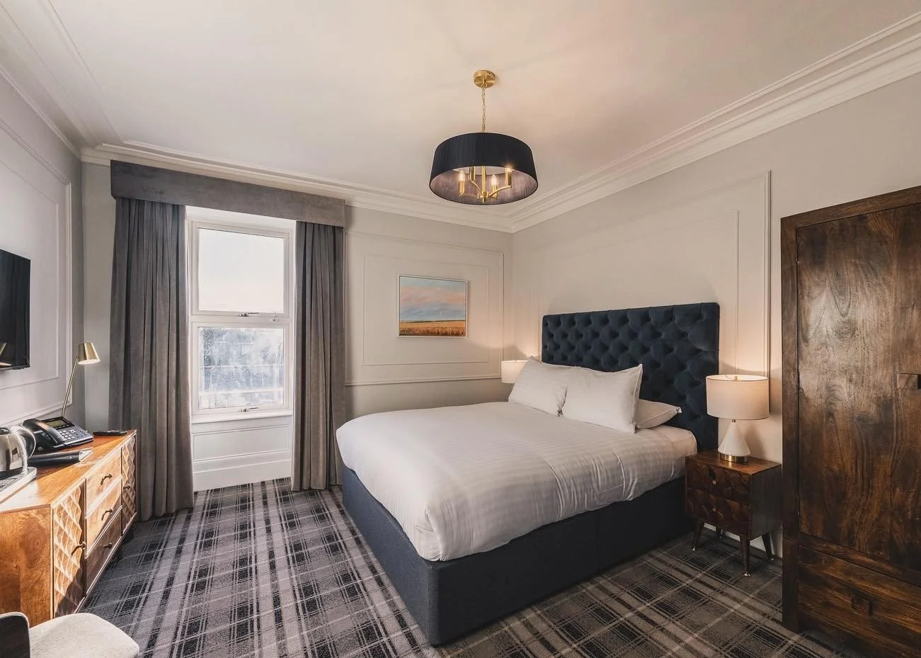 Udny Arms Bedroom.jpg