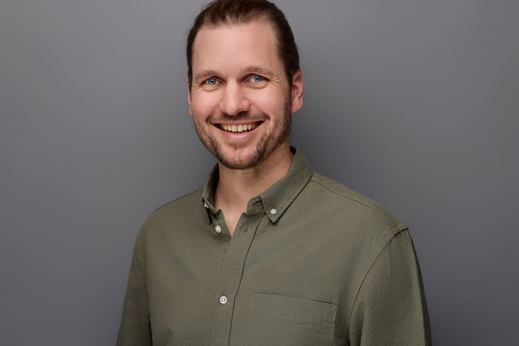 Dr. med. vet. Florian Traub ist Tierkardiologe und bietet spezialisierte Leistungen für Kleintiere in niedergelassenen Tierarztpraxen in Ulm und Umgebung (Baden-Württemberg und Bayern) an.