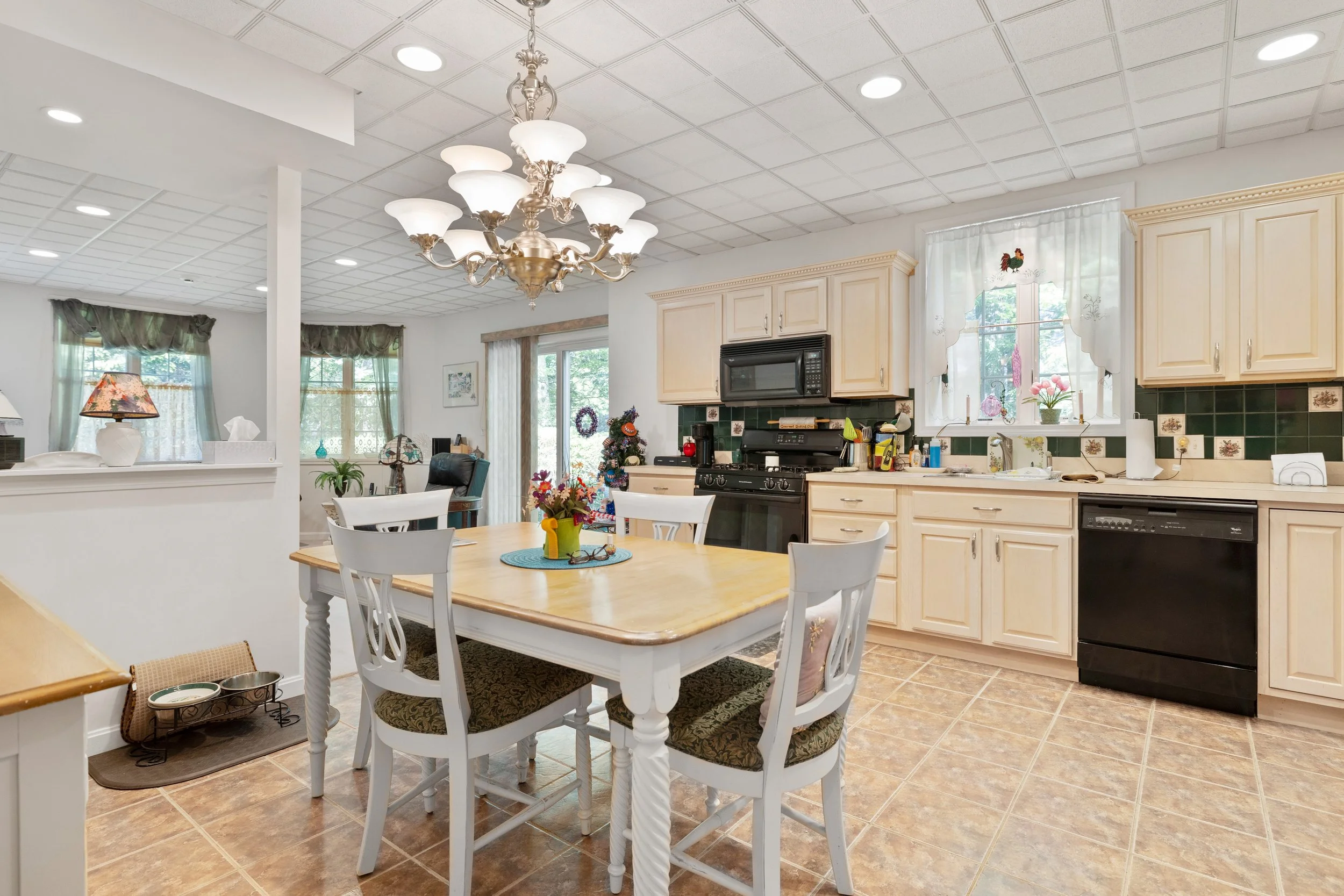 EAt-in kitchen grey lane.jpeg