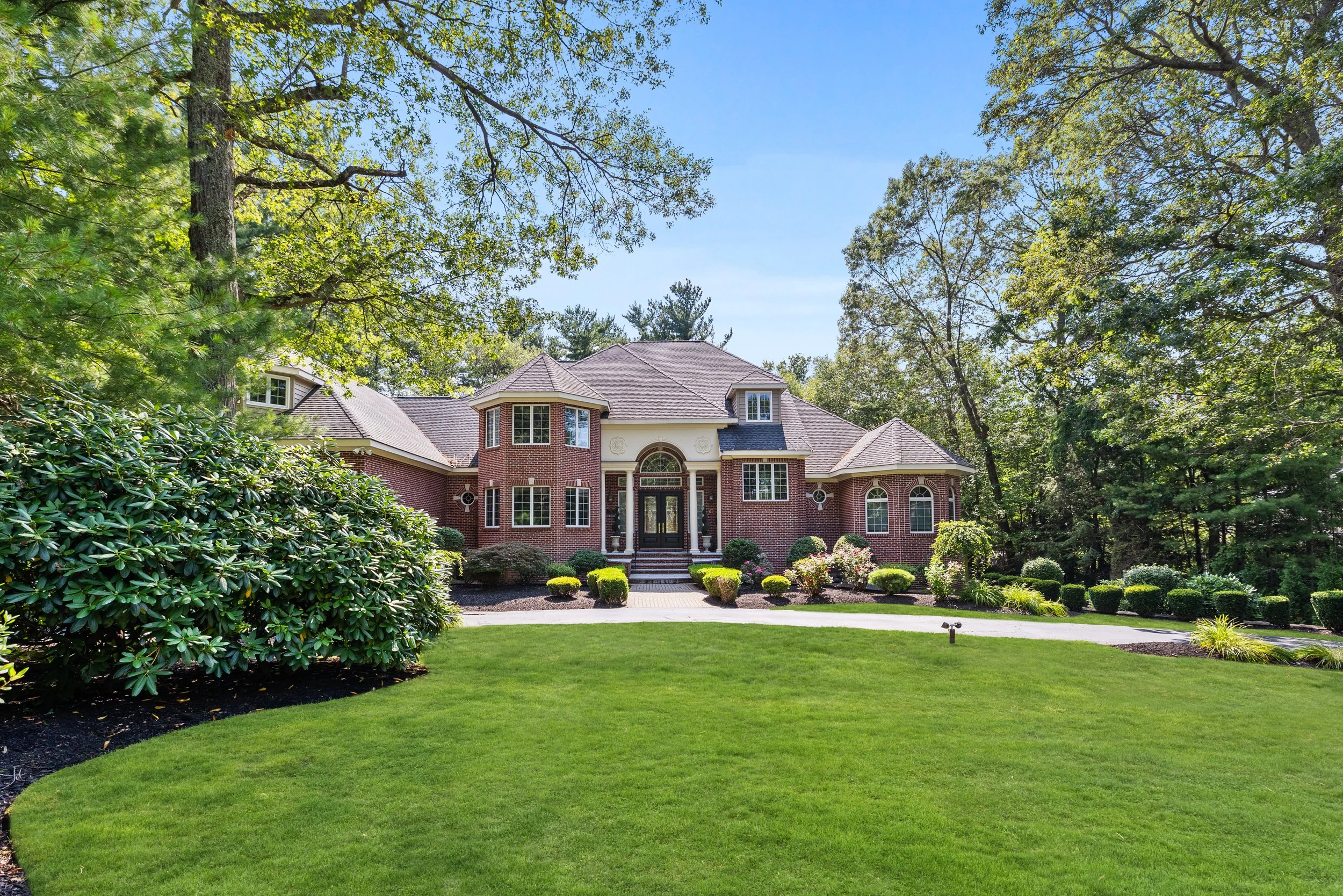 NEW 7_30 OUTSIDE PICTURE.jpeg